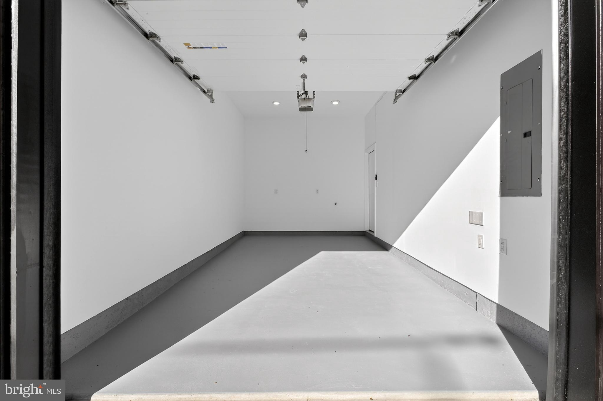 PORT RICHMOND - Residential