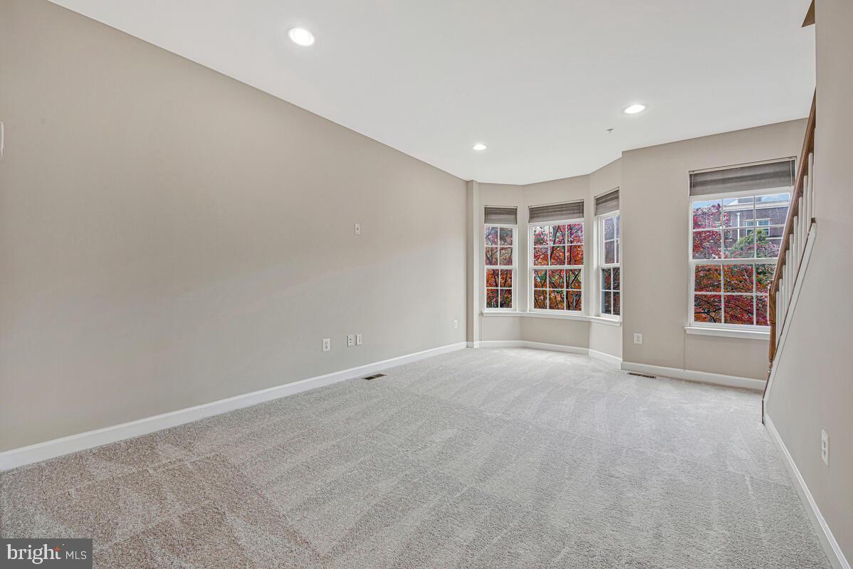 SUMMERFIELD AT MORGAN ST - Residential Lease