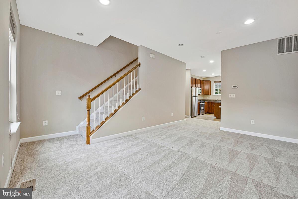 SUMMERFIELD AT MORGAN ST - Residential Lease