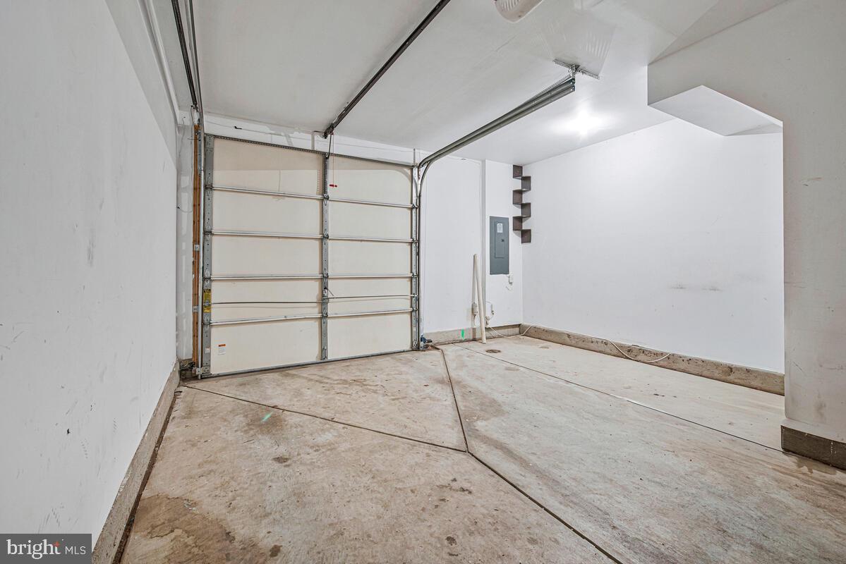 SUMMERFIELD AT MORGAN ST - Residential Lease