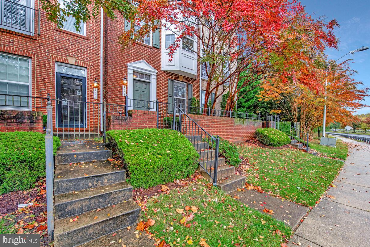 SUMMERFIELD AT MORGAN ST - Residential Lease