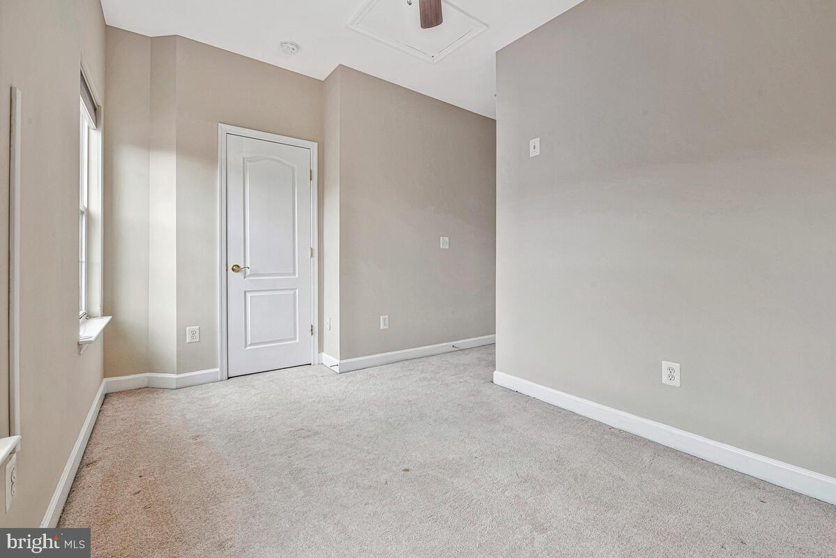 SUMMERFIELD AT MORGAN ST - Residential Lease