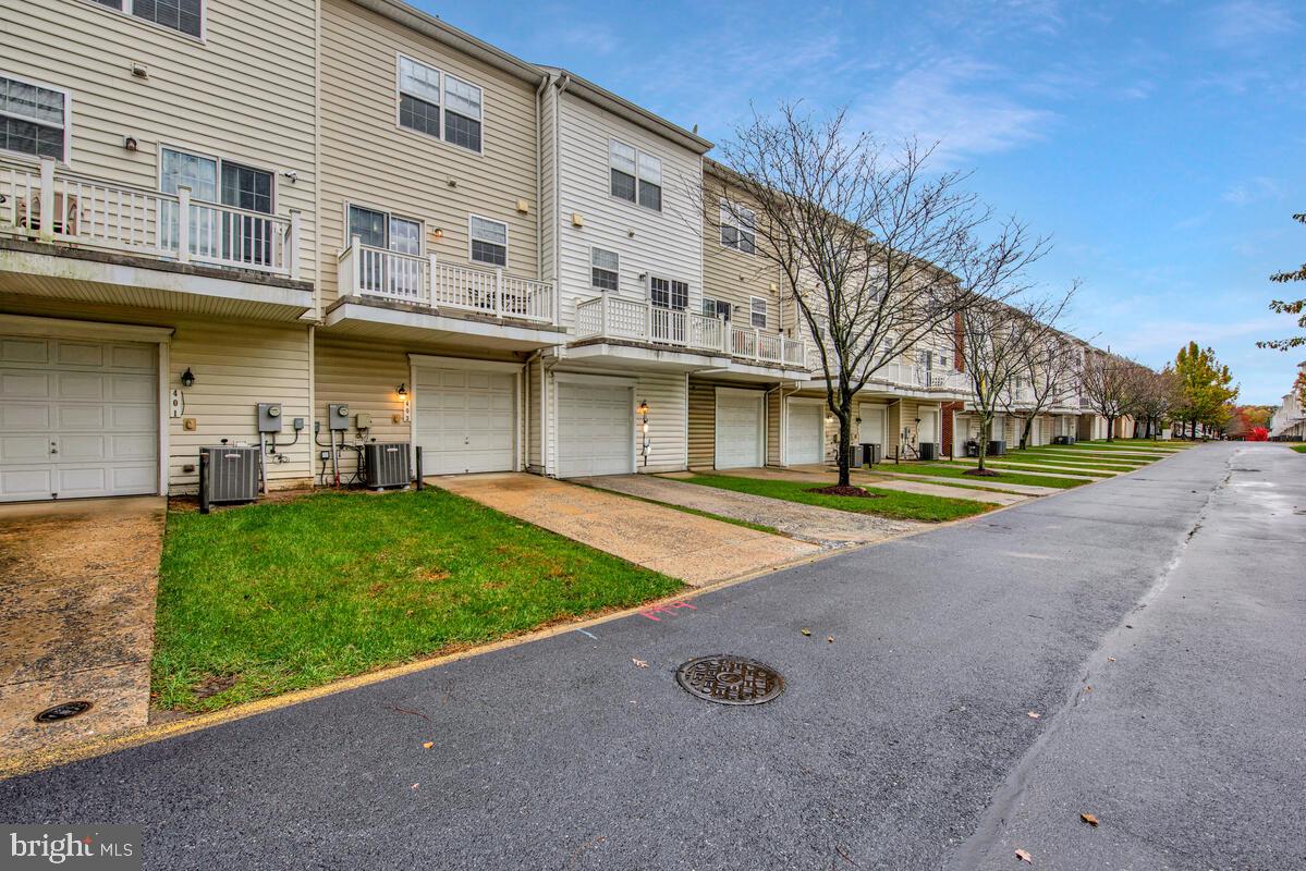 SUMMERFIELD AT MORGAN ST - Residential Lease