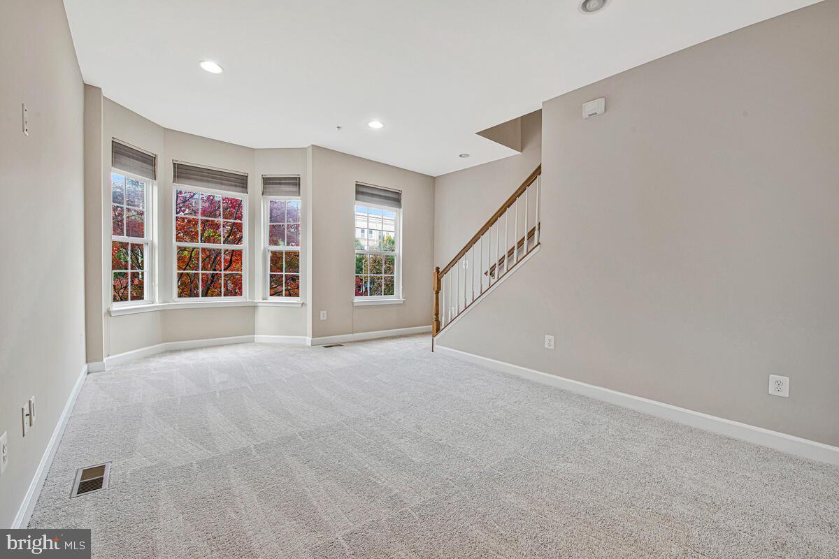 SUMMERFIELD AT MORGAN ST - Residential Lease