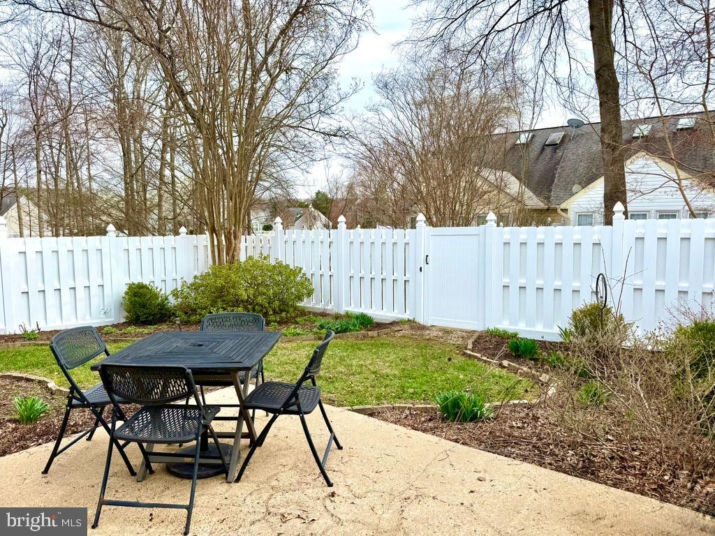 SUMMERLAKE - Residential