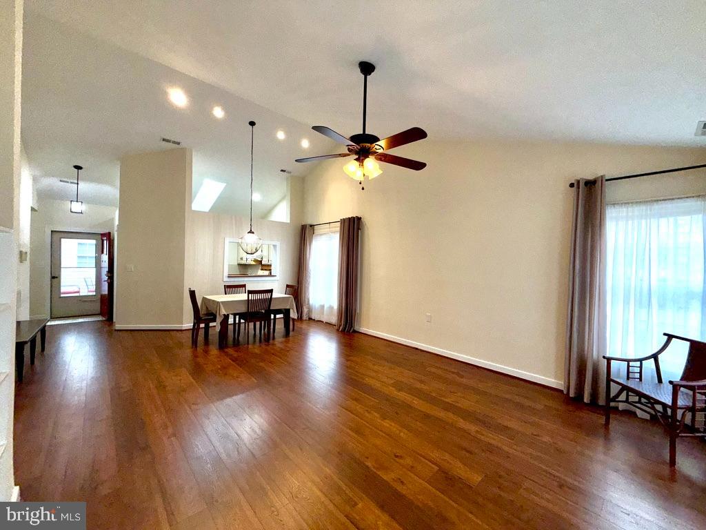 SUMMERLAKE - Residential