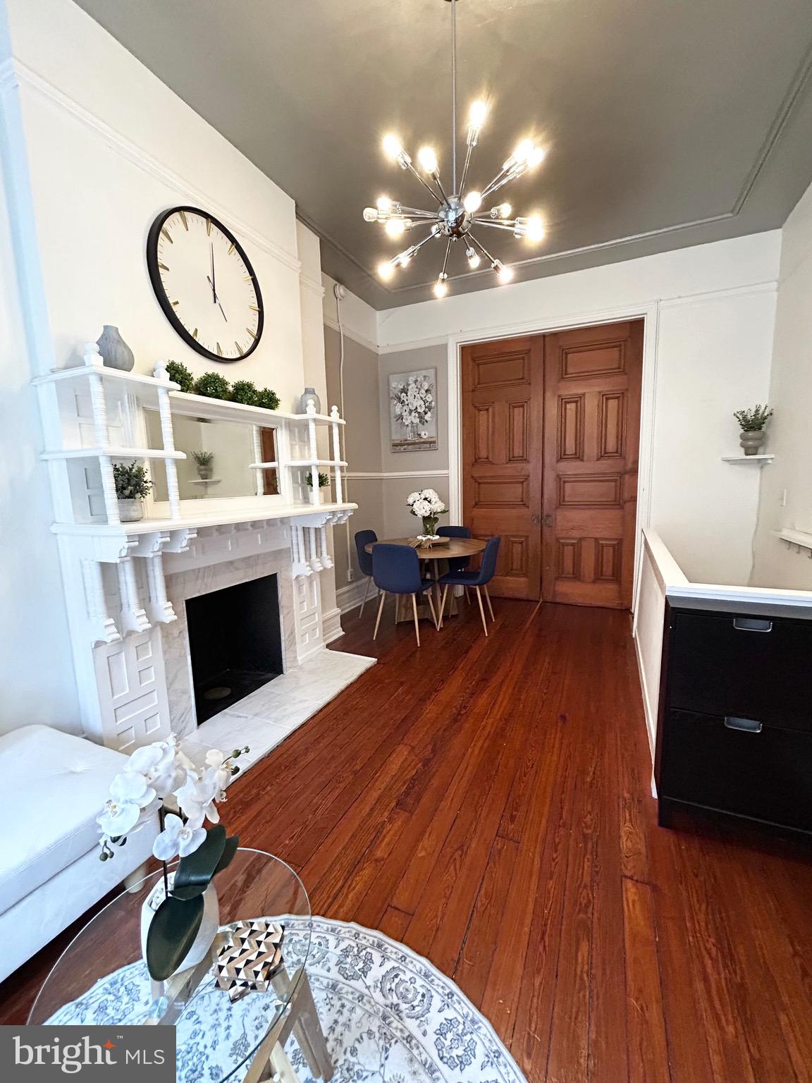 WASHINGTON SQ WEST - Residential