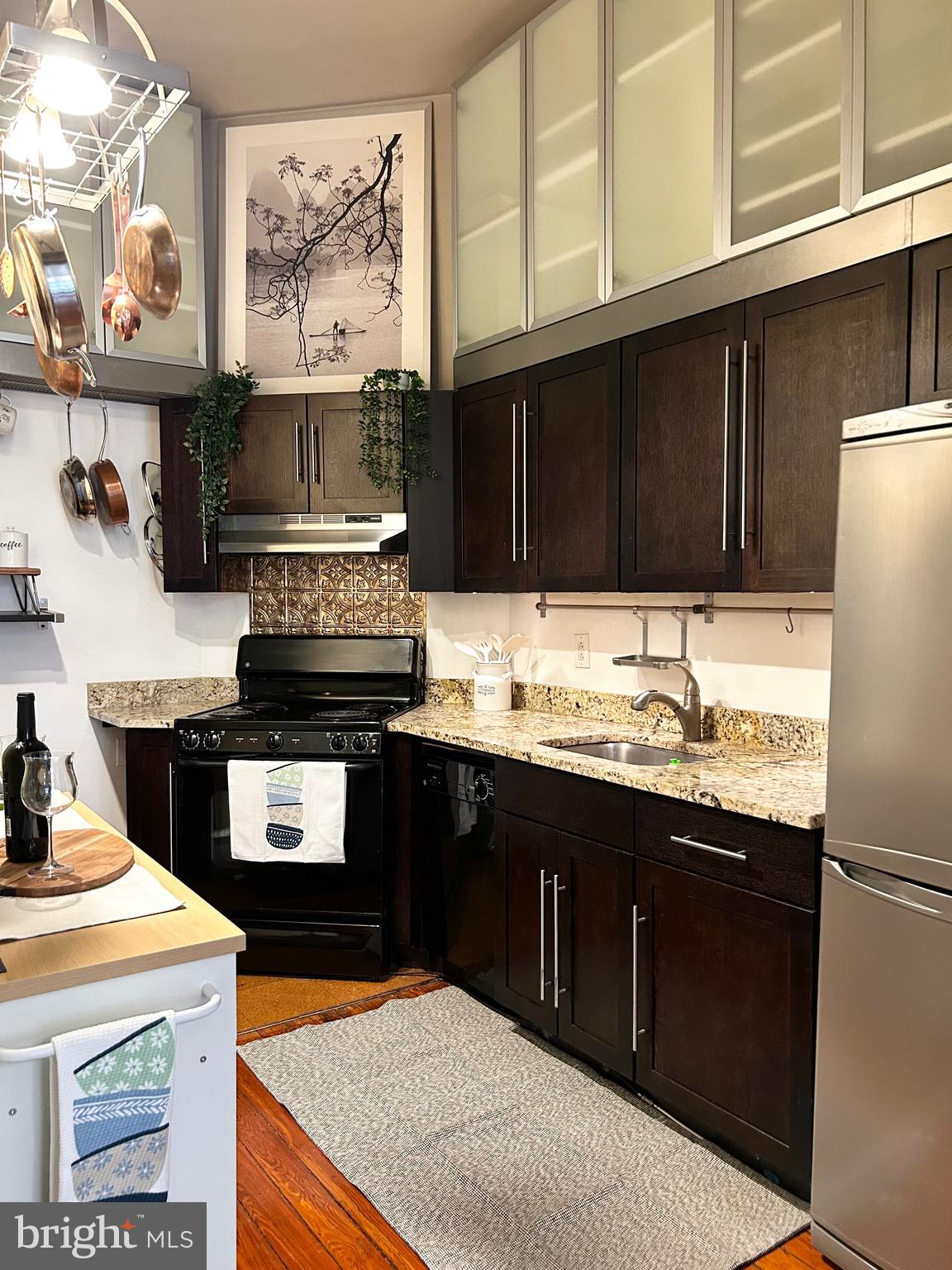 WASHINGTON SQ WEST - Residential