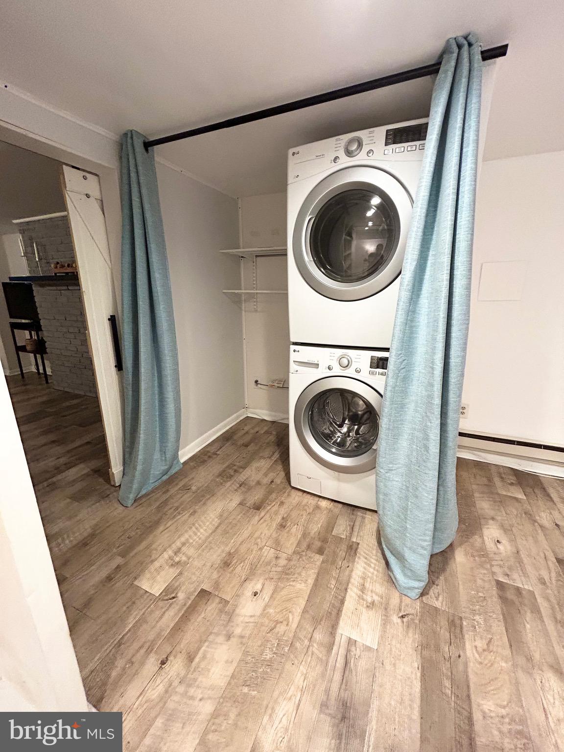 WASHINGTON SQ WEST - Residential