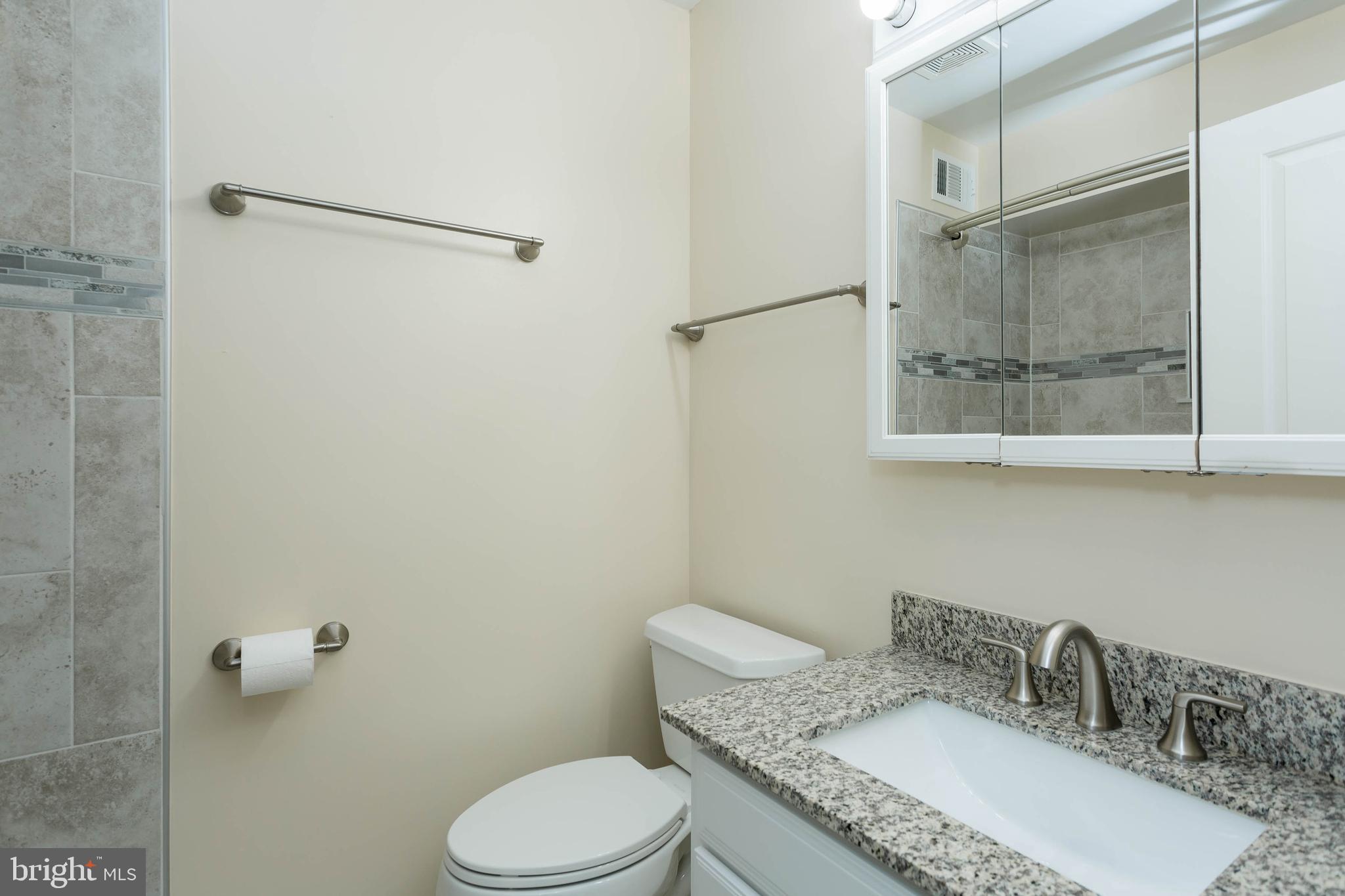 PINEWOOD GREENS - Residential