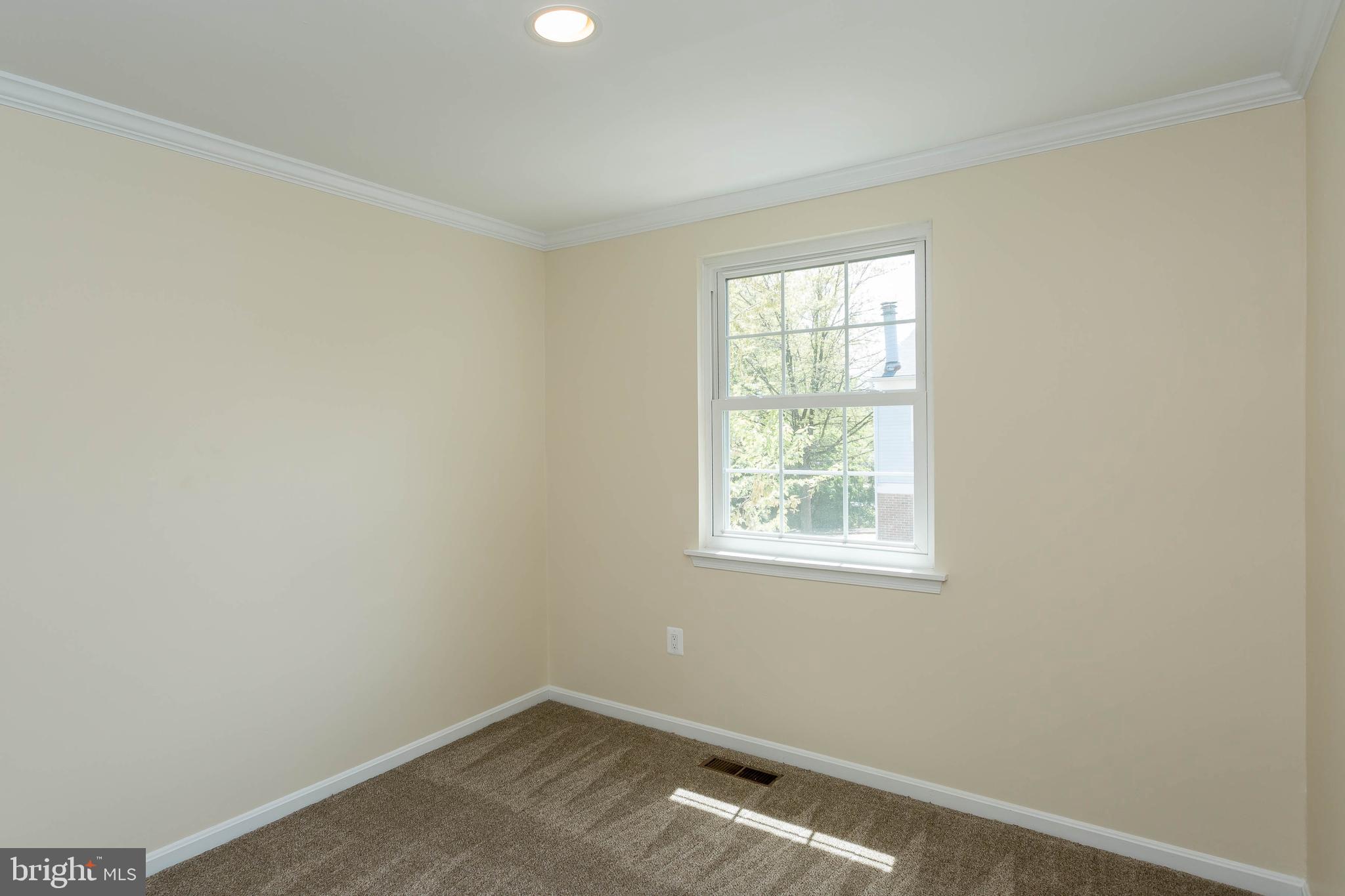 PINEWOOD GREENS - Residential