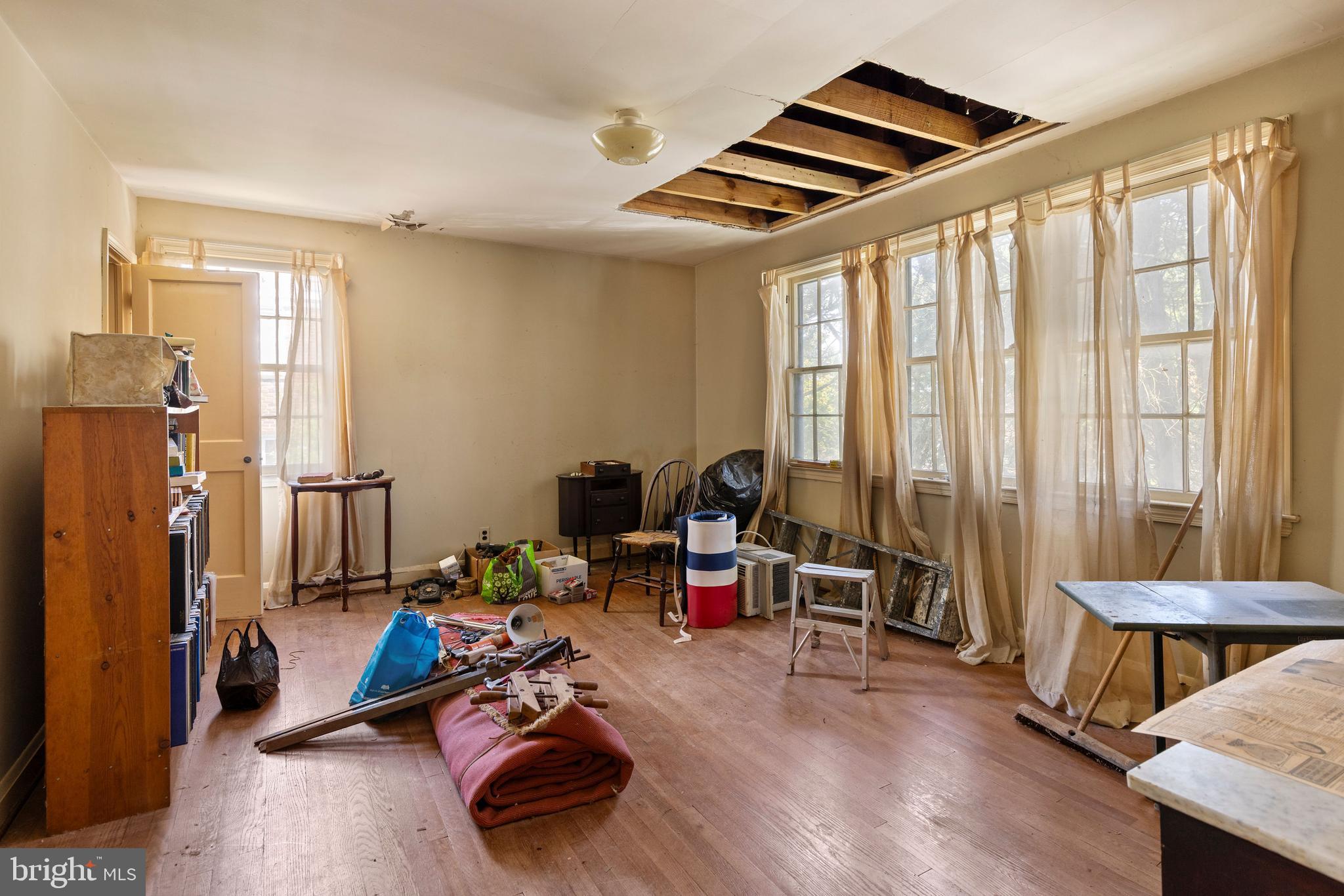 LOCH RAVEN VILLAGE - Residential