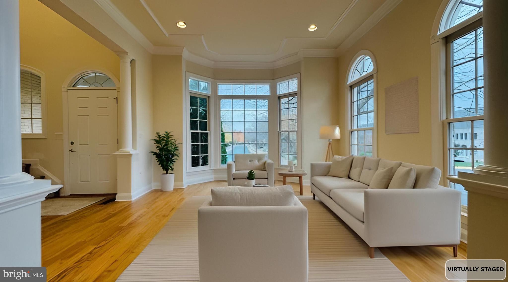 KENSINGTON SQUARE - Residential