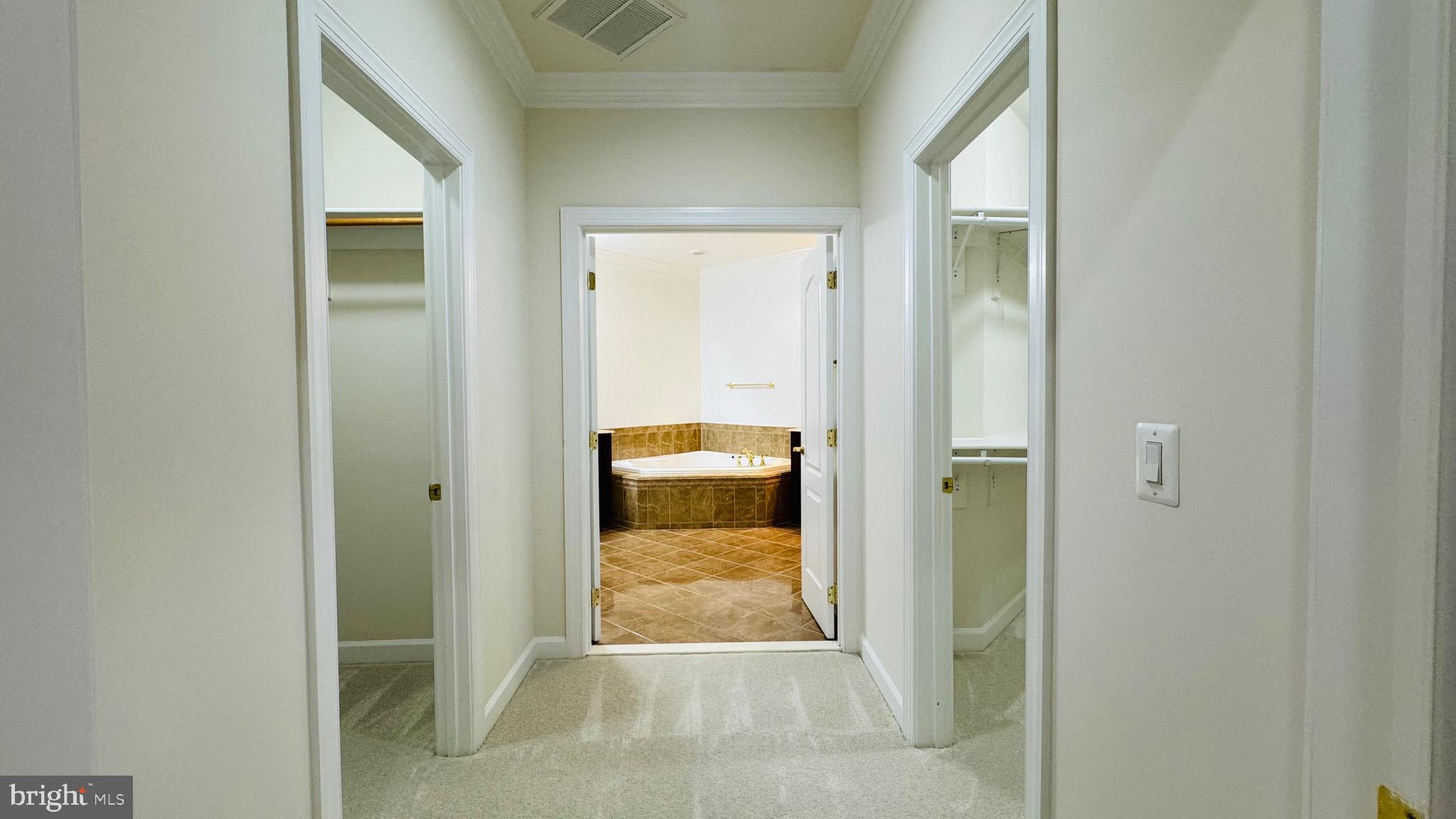 KENSINGTON SQUARE - Residential