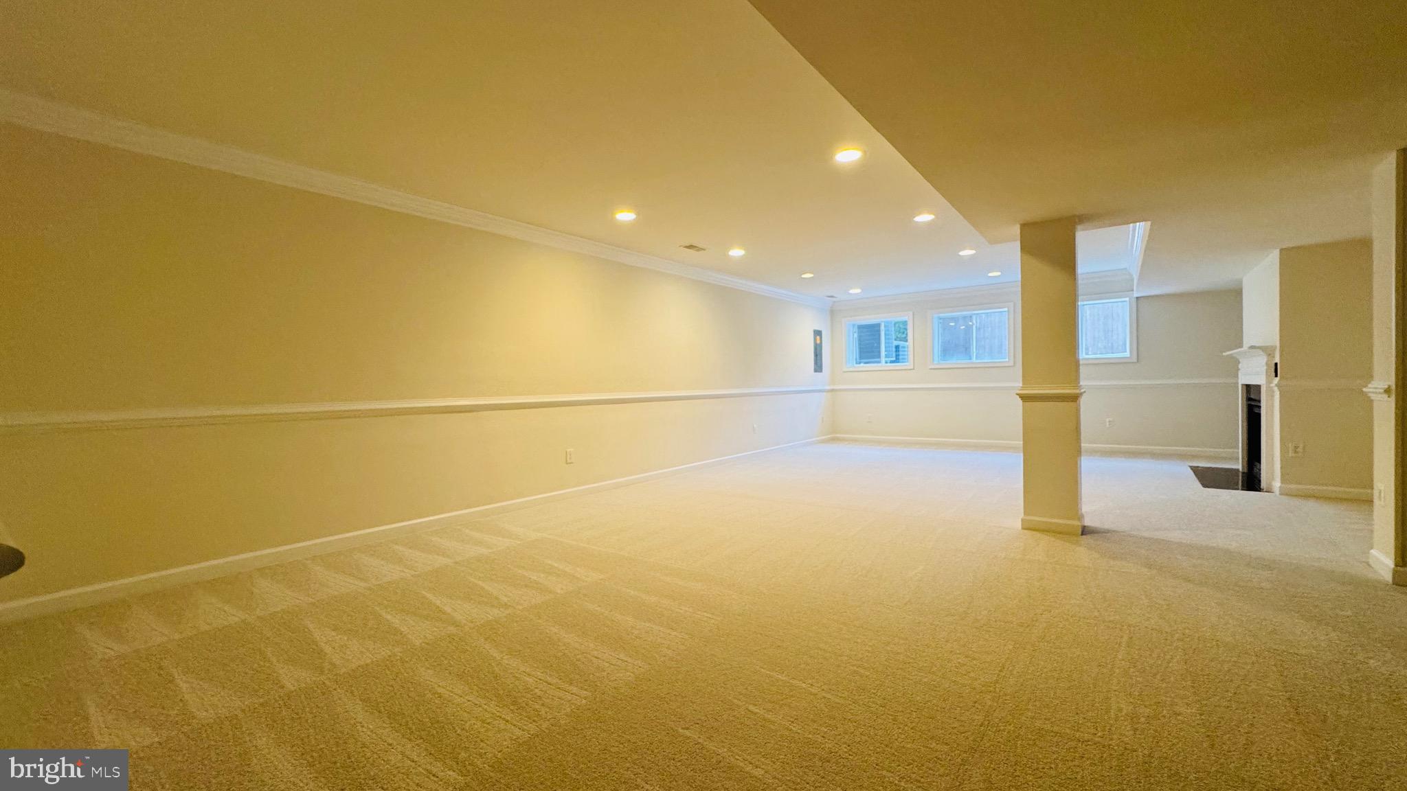 KENSINGTON SQUARE - Residential