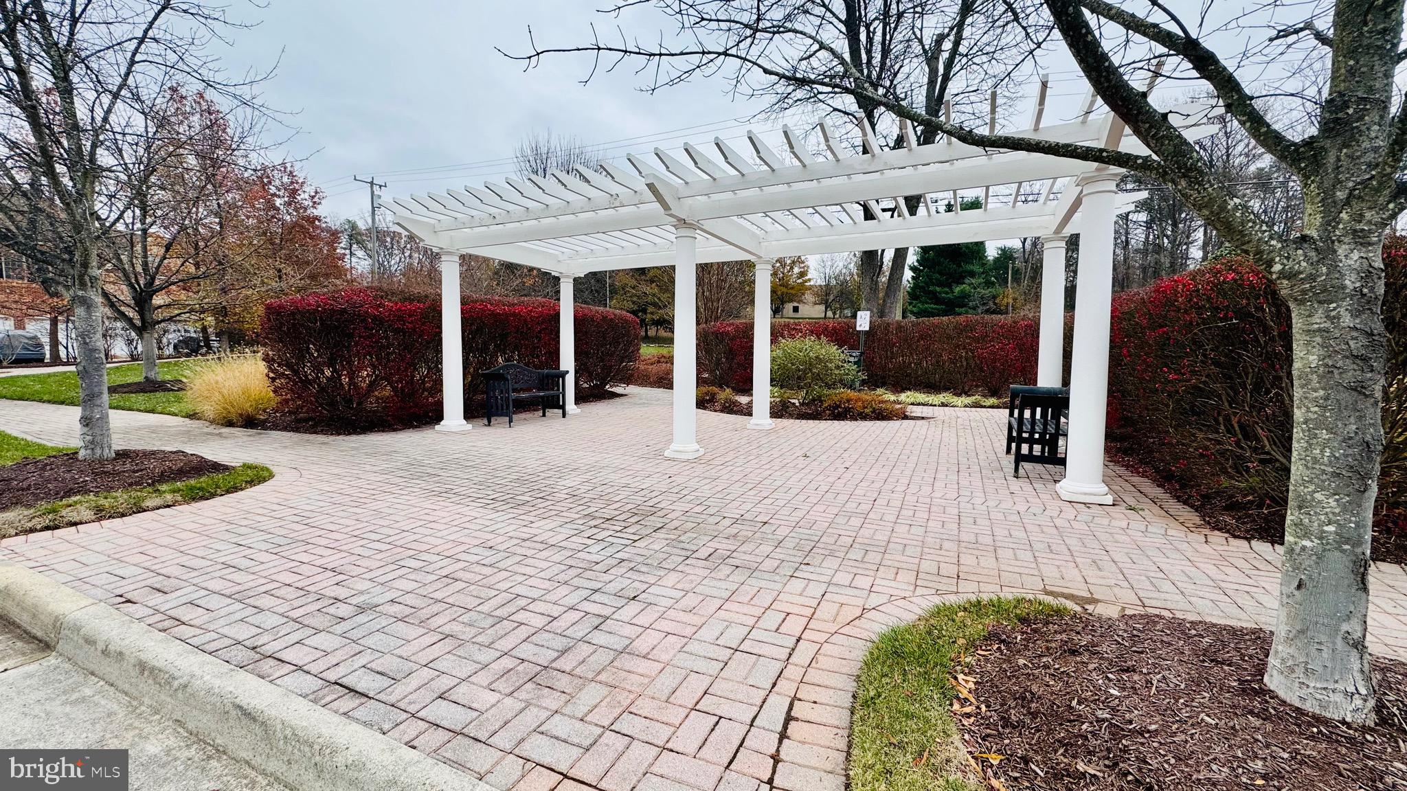 KENSINGTON SQUARE - Residential