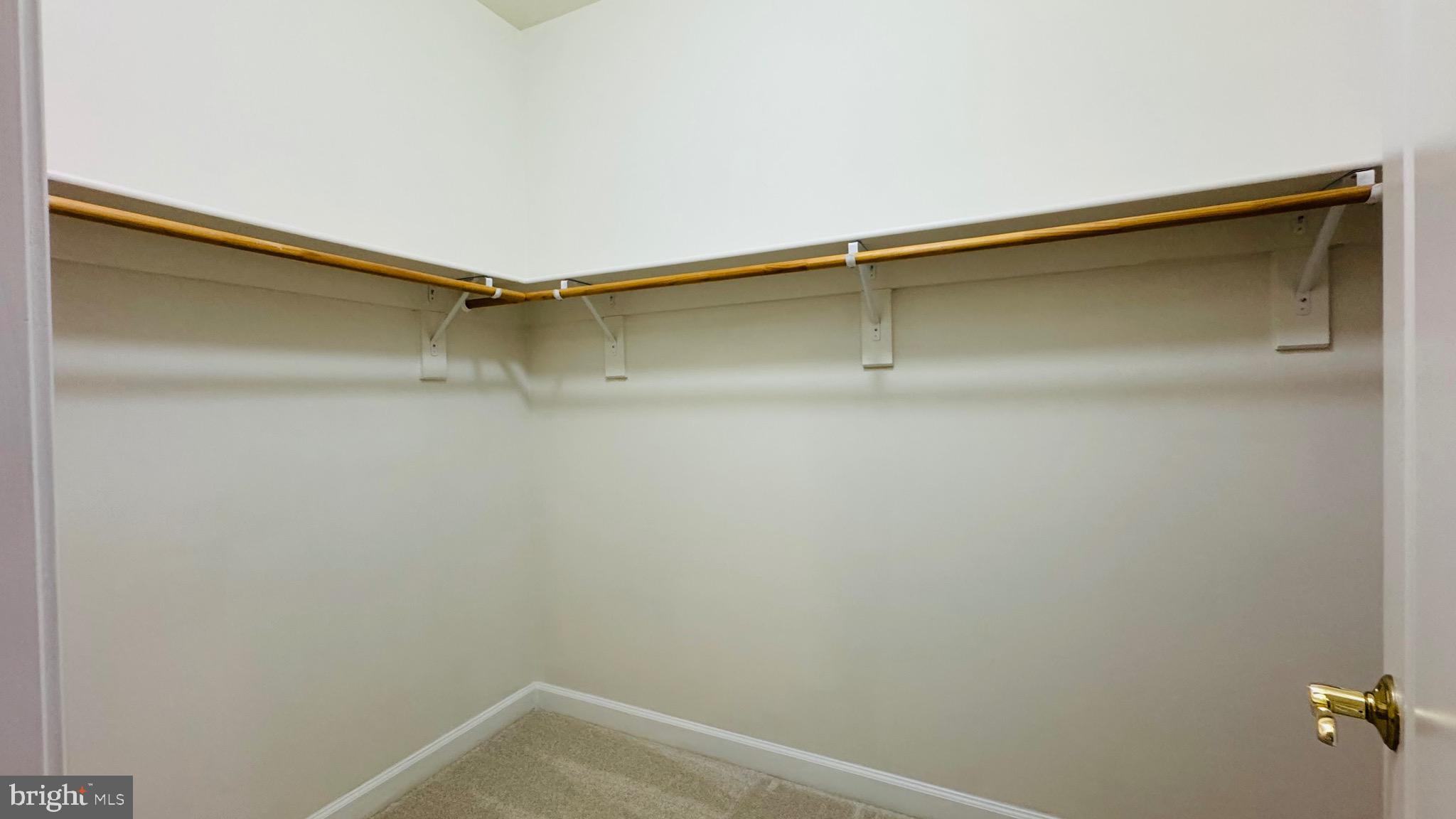 KENSINGTON SQUARE - Residential