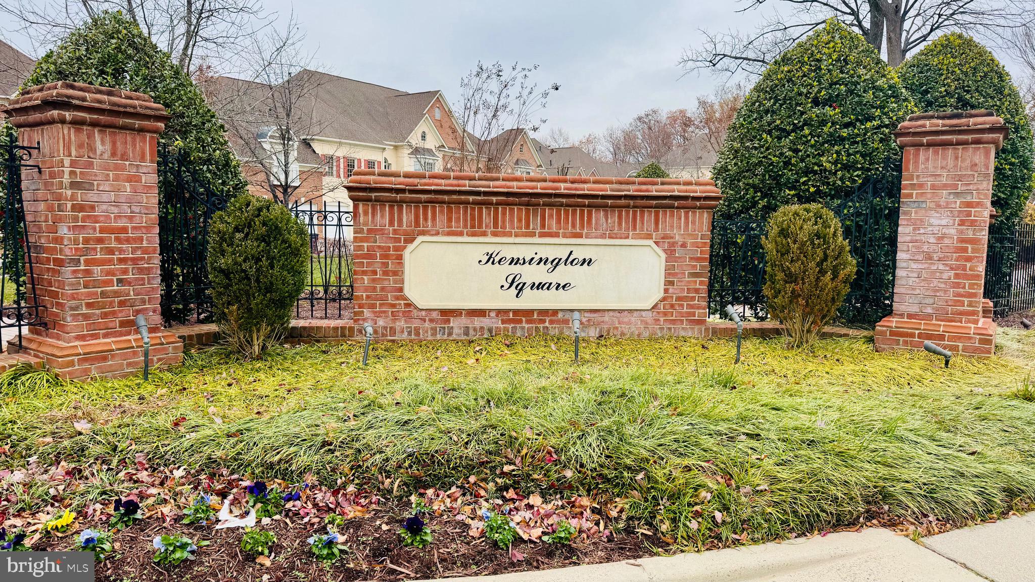 KENSINGTON SQUARE - Residential