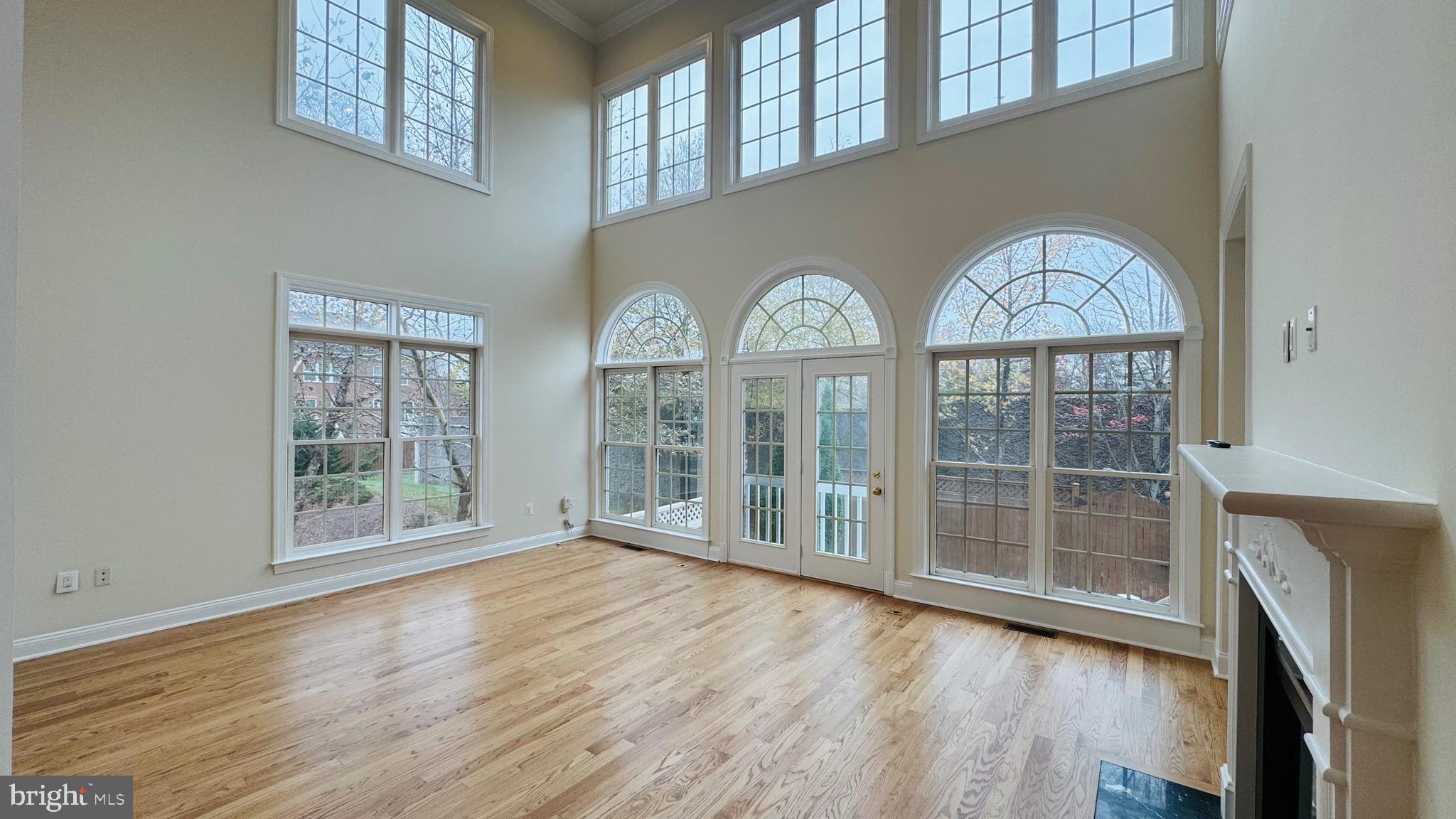 KENSINGTON SQUARE - Residential