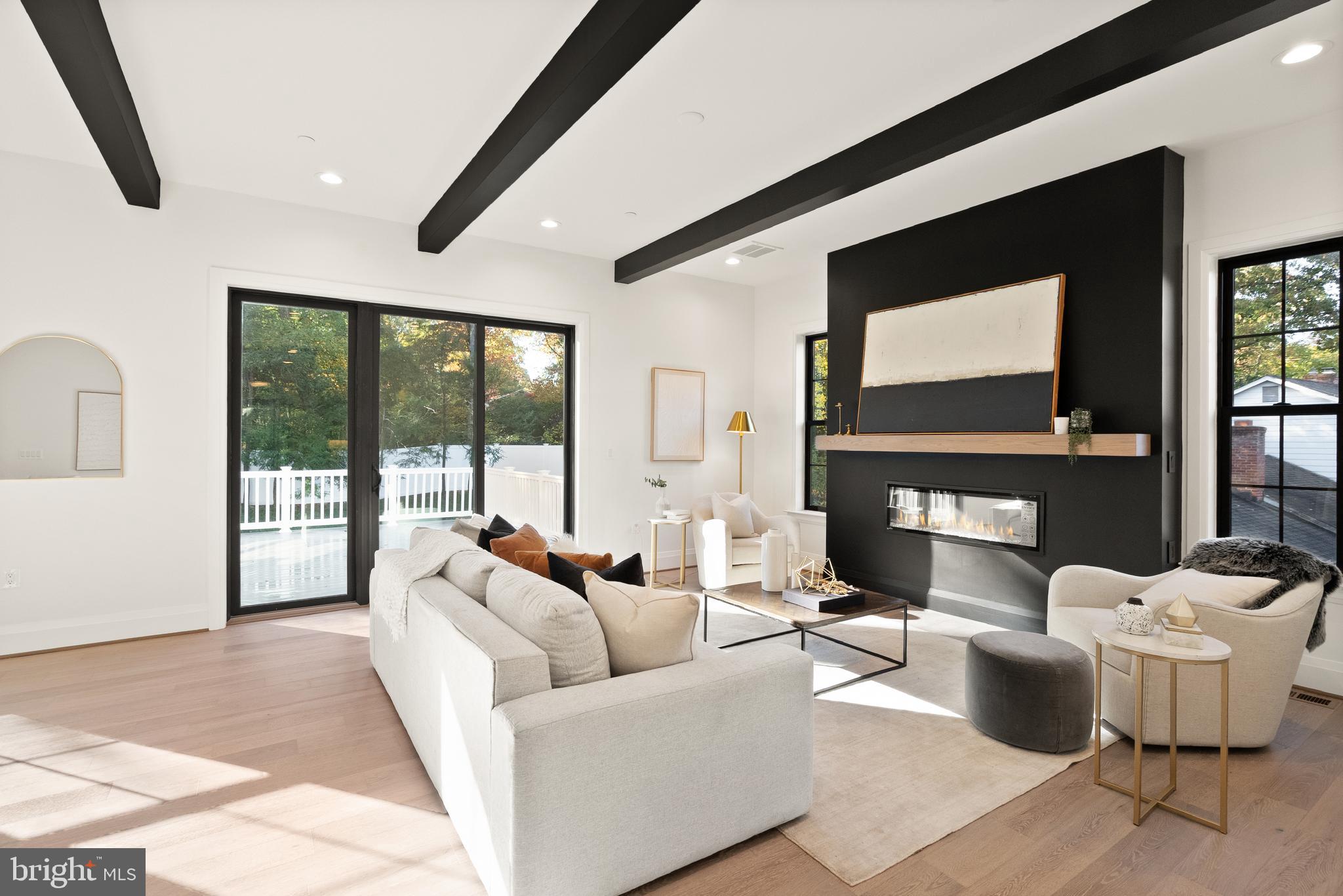 BURNING TREE VALLEY - Residential