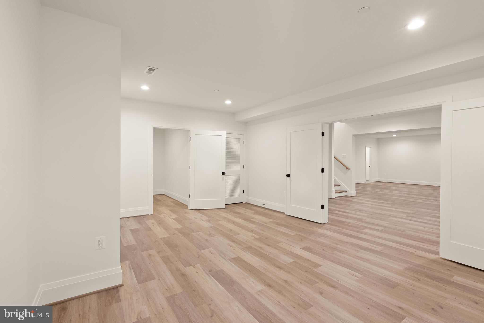 BURNING TREE VALLEY - Residential