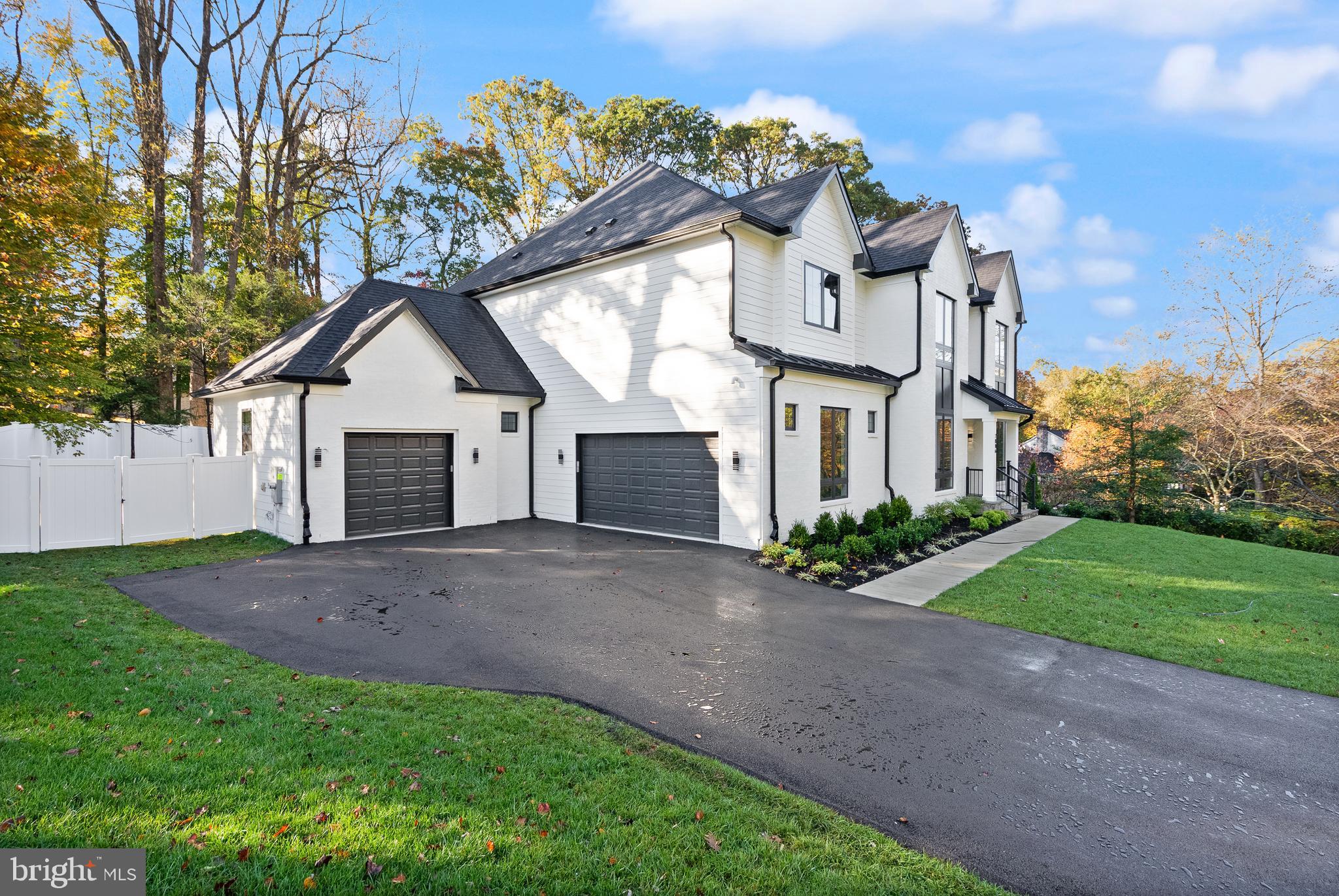 7806 CARTERET ROAD
