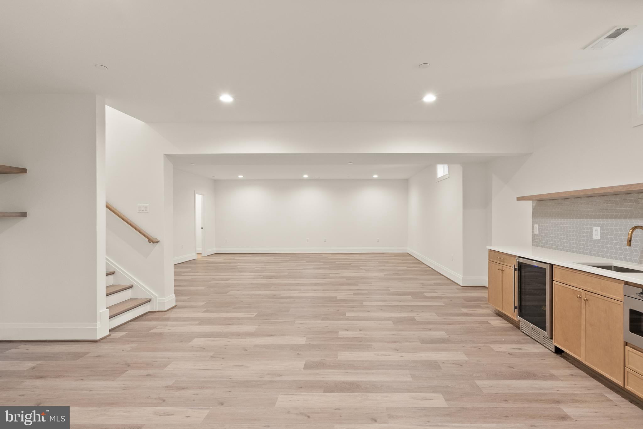 BURNING TREE VALLEY - Residential