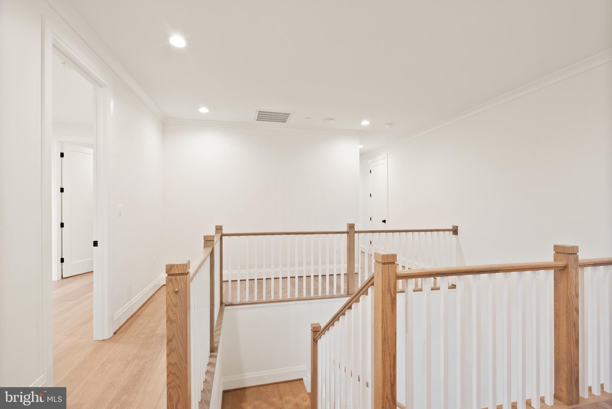 BURNING TREE VALLEY - Residential