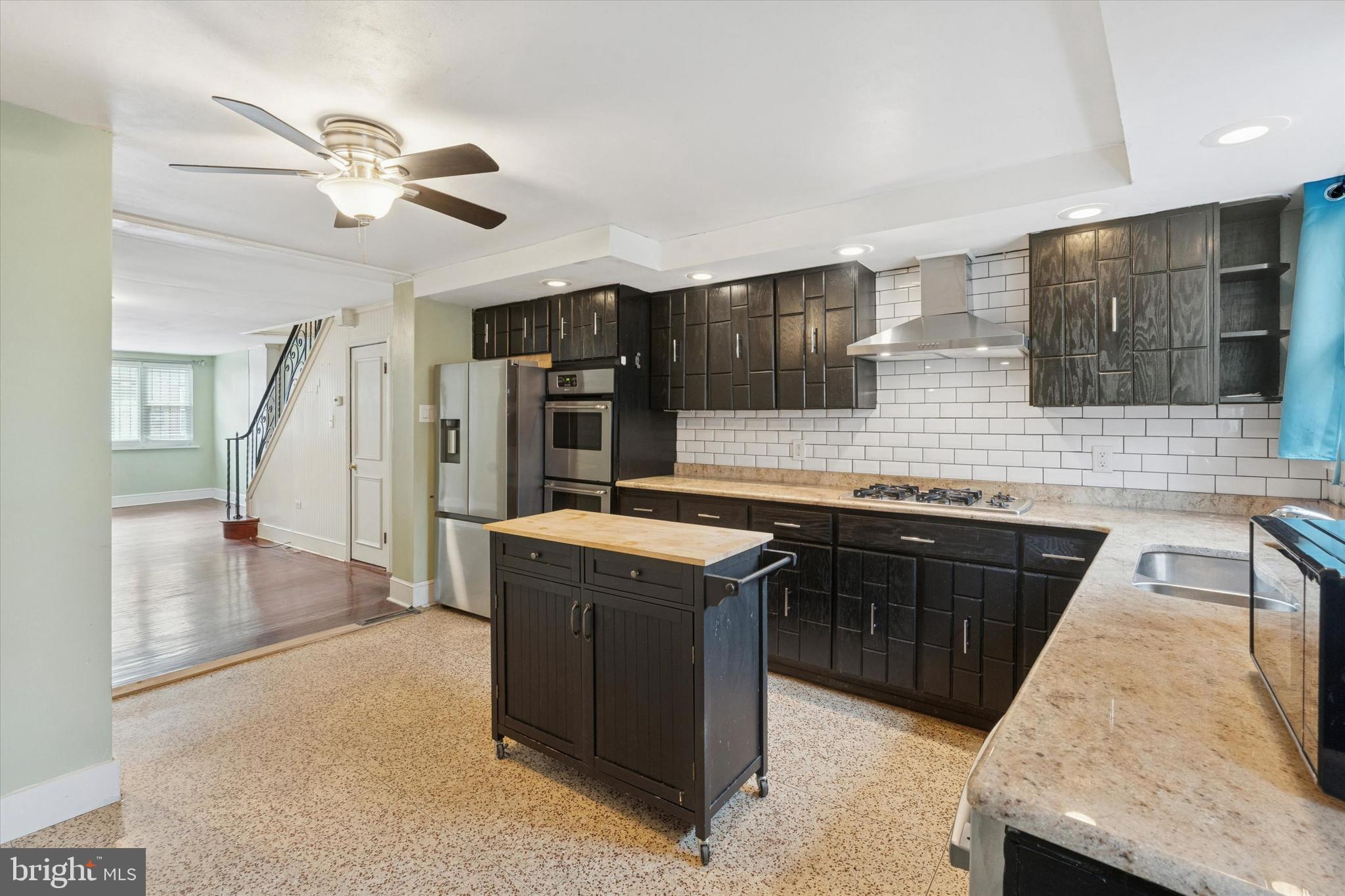 LOWER MOYAMENSING - Residential