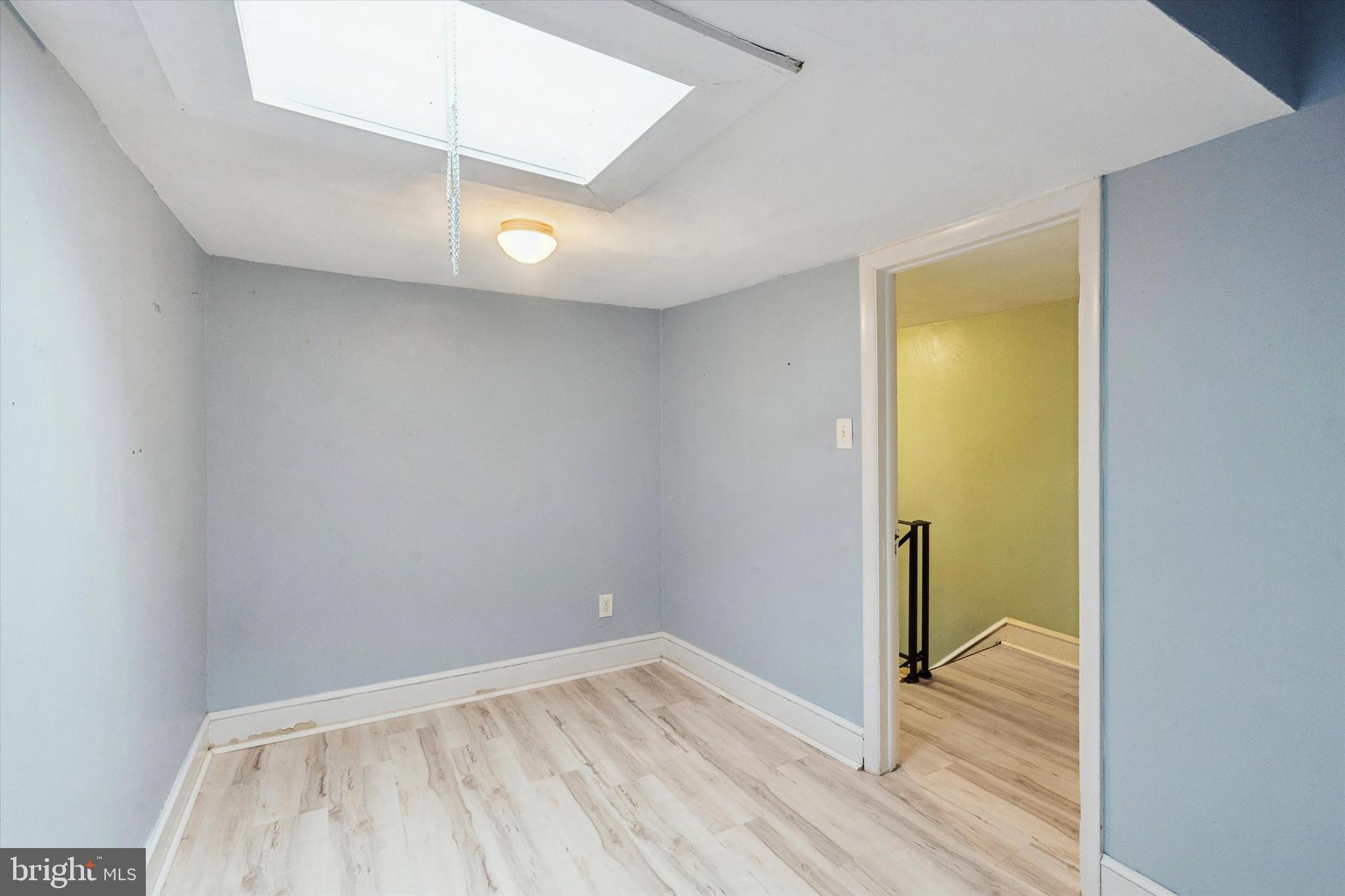 LOWER MOYAMENSING - Residential