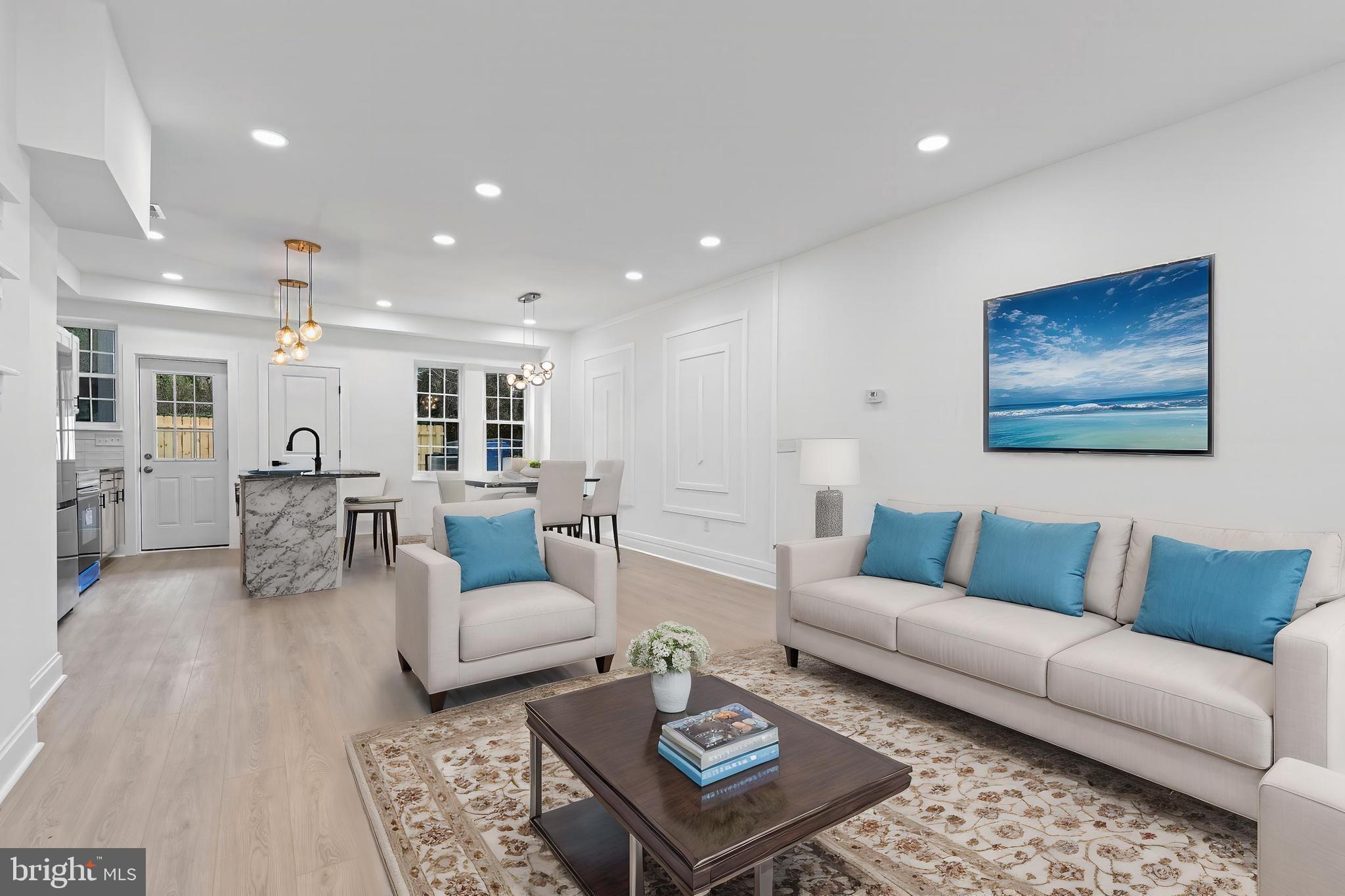 MOUNT ROYAL TERRACE - Residential