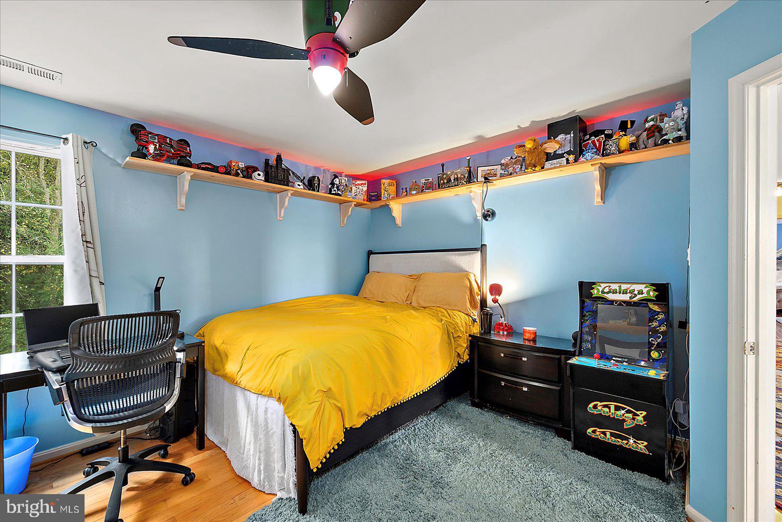 SHADOW HILLS - Residential