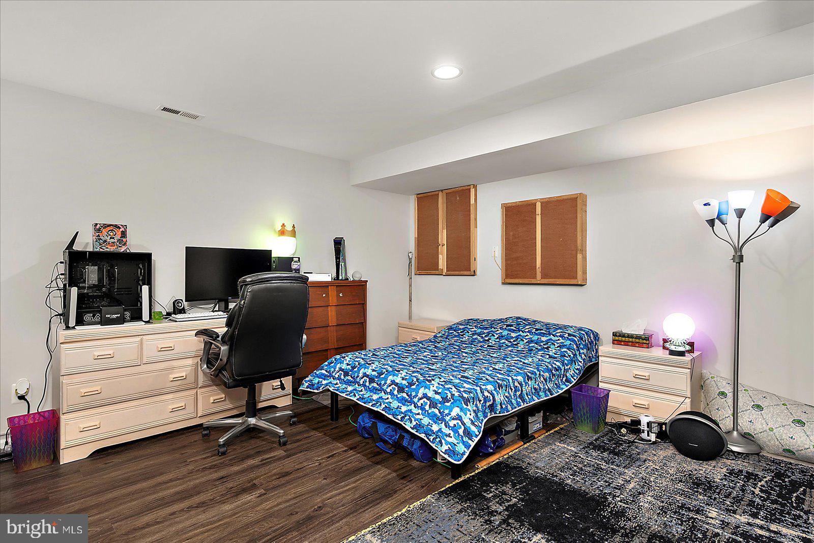 SHADOW HILLS - Residential