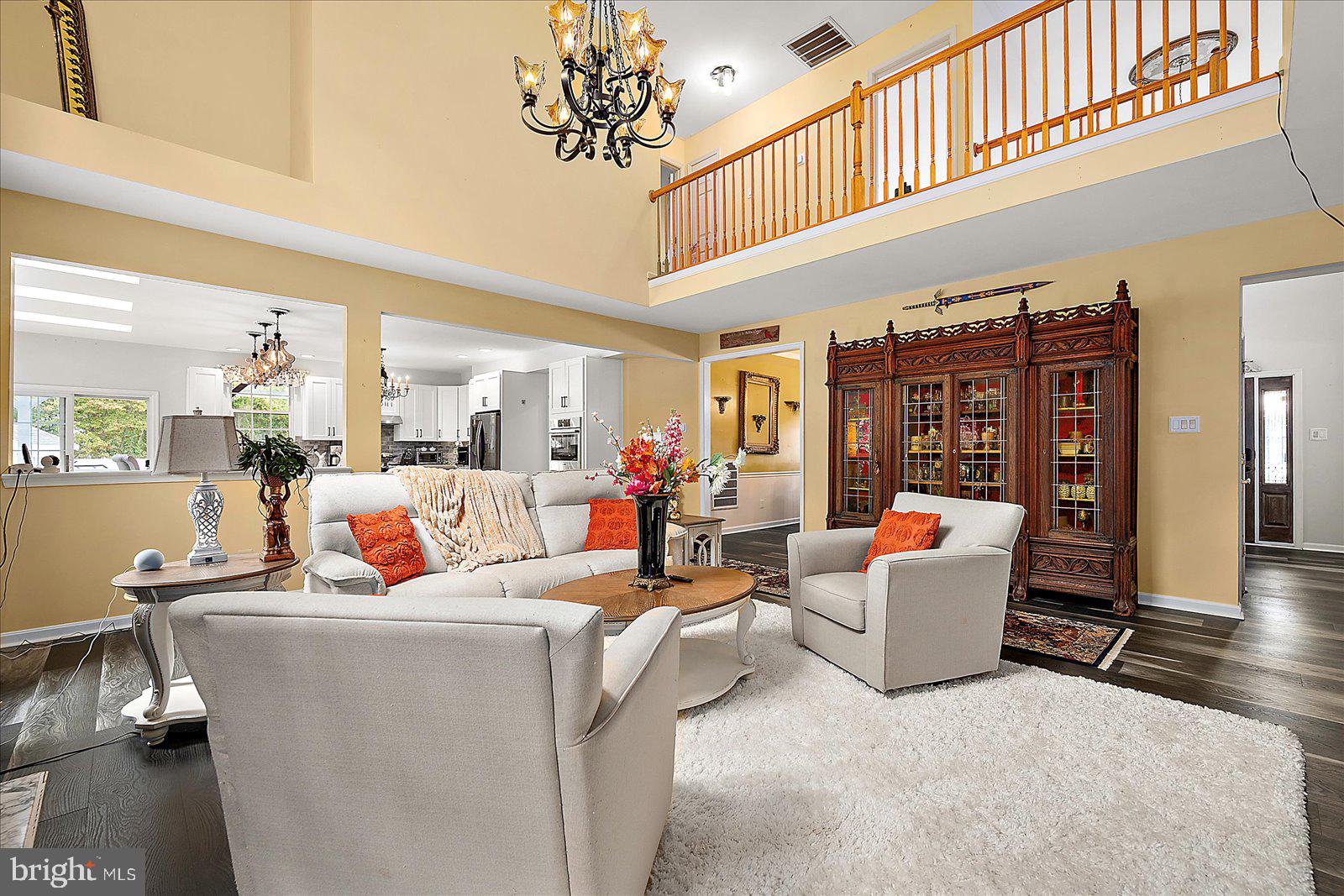 SHADOW HILLS - Residential