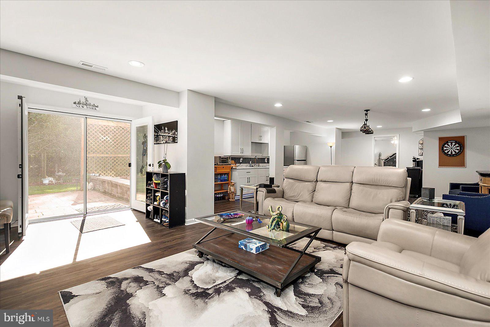 SHADOW HILLS - Residential