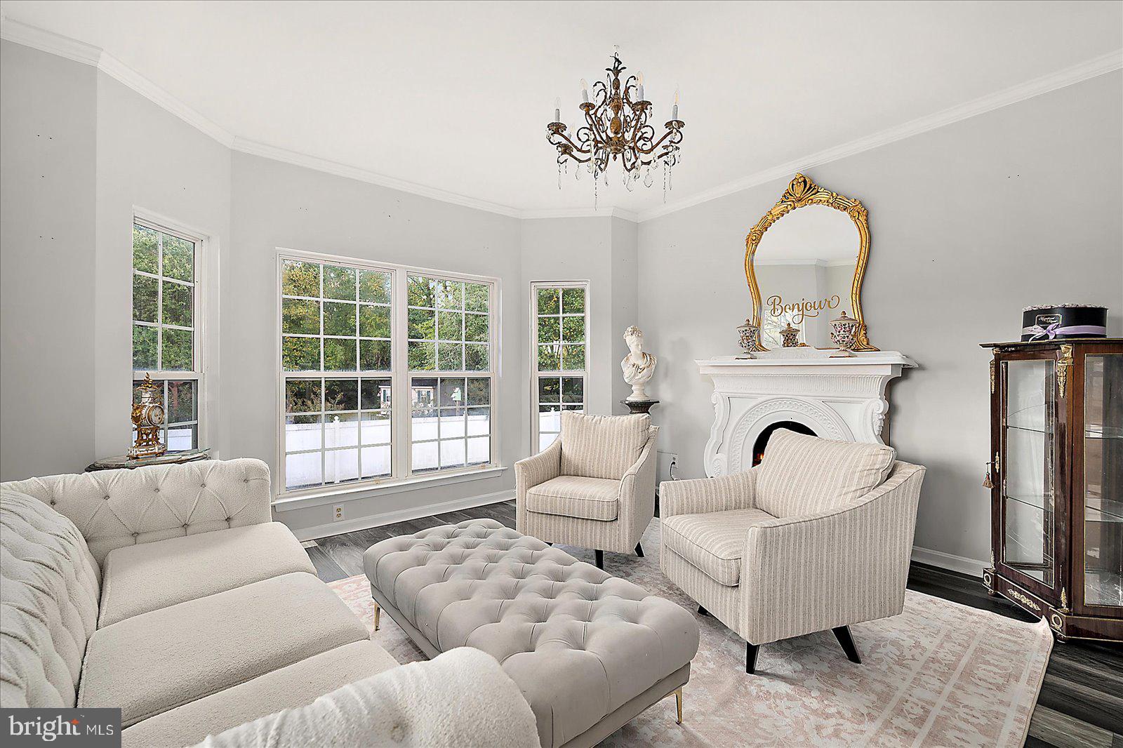 SHADOW HILLS - Residential