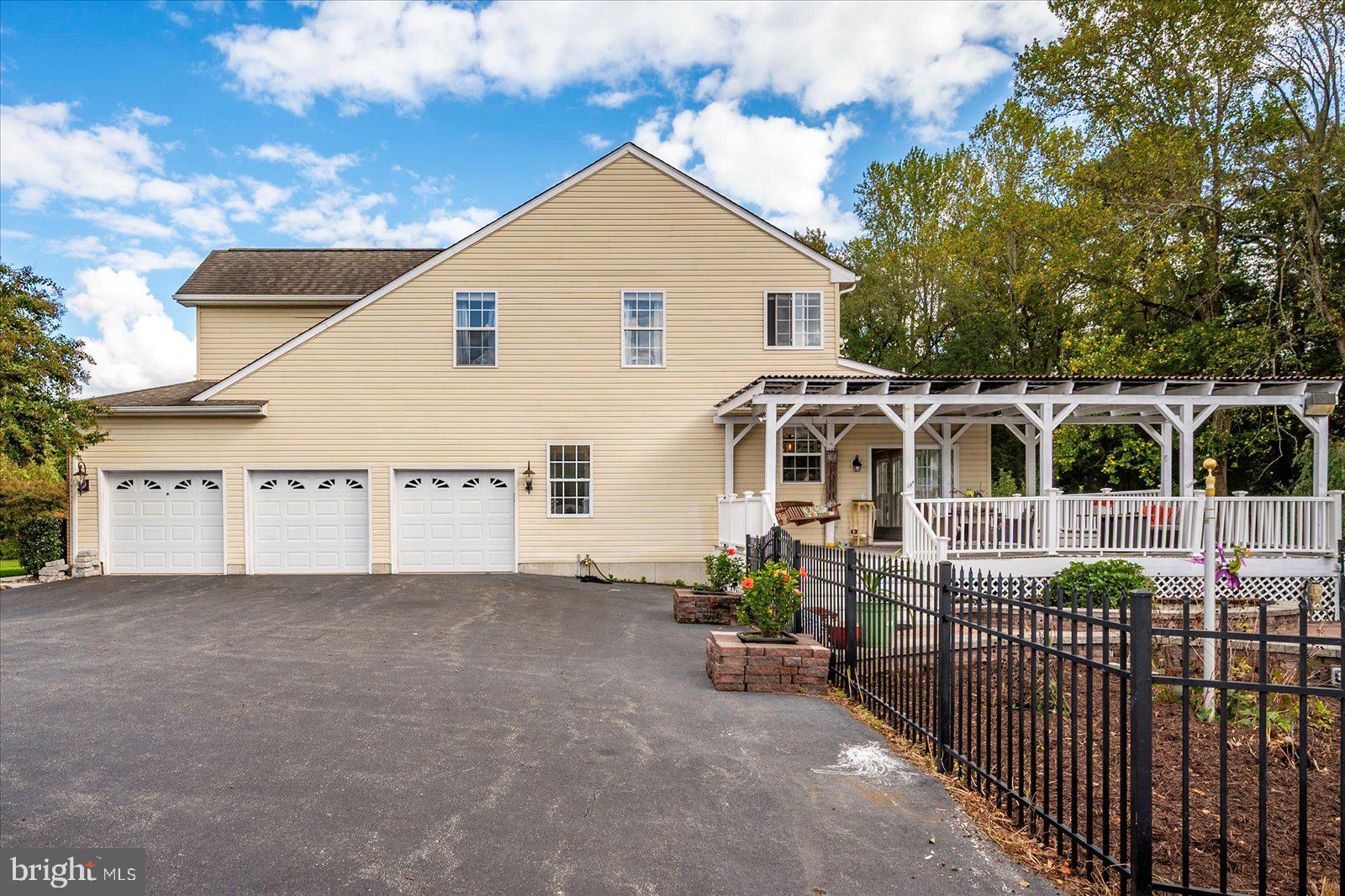 29463 WINDY HILL CIRCLE