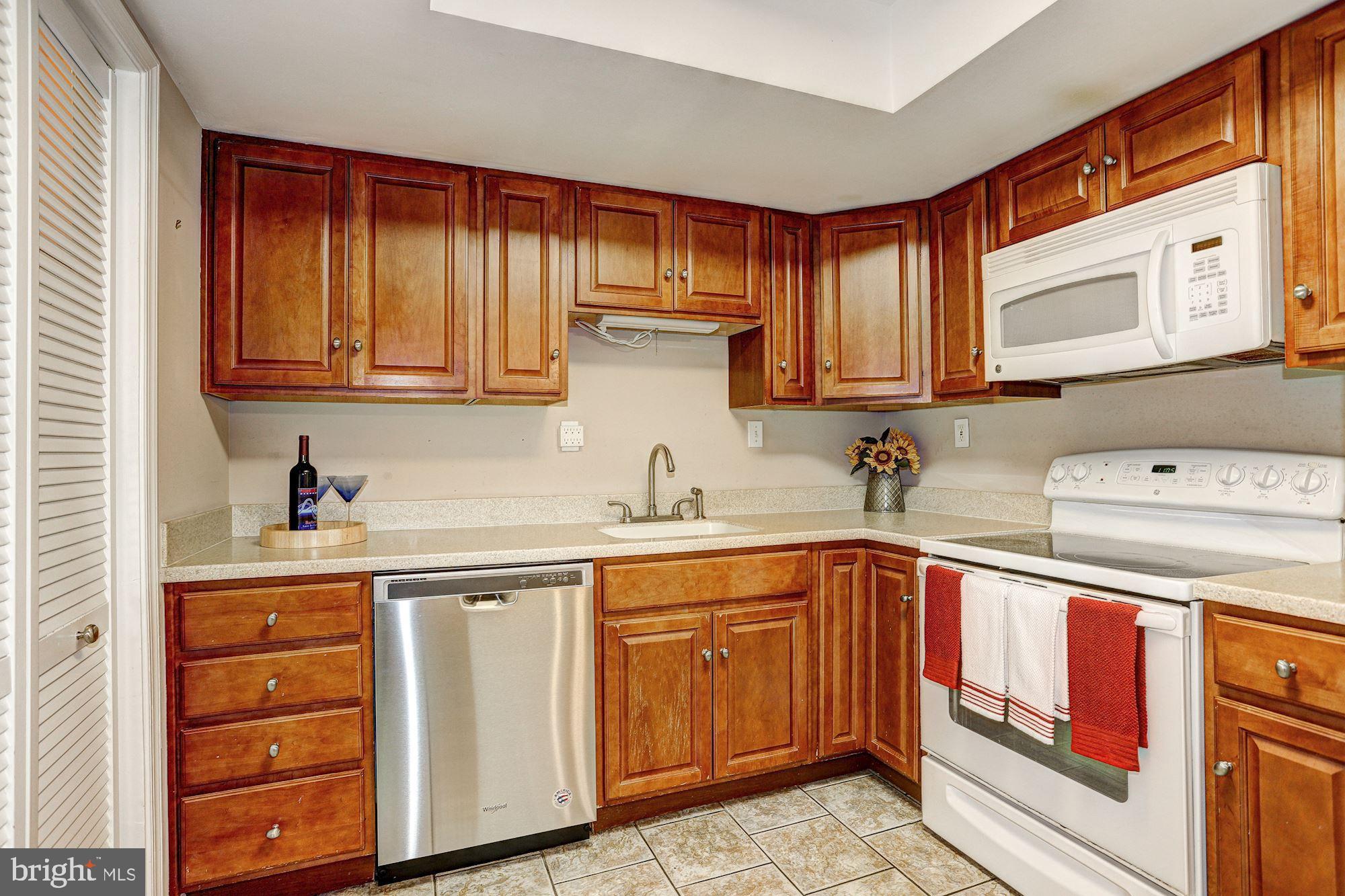 VILLAGE OF HARPERS CHOICE - Residential