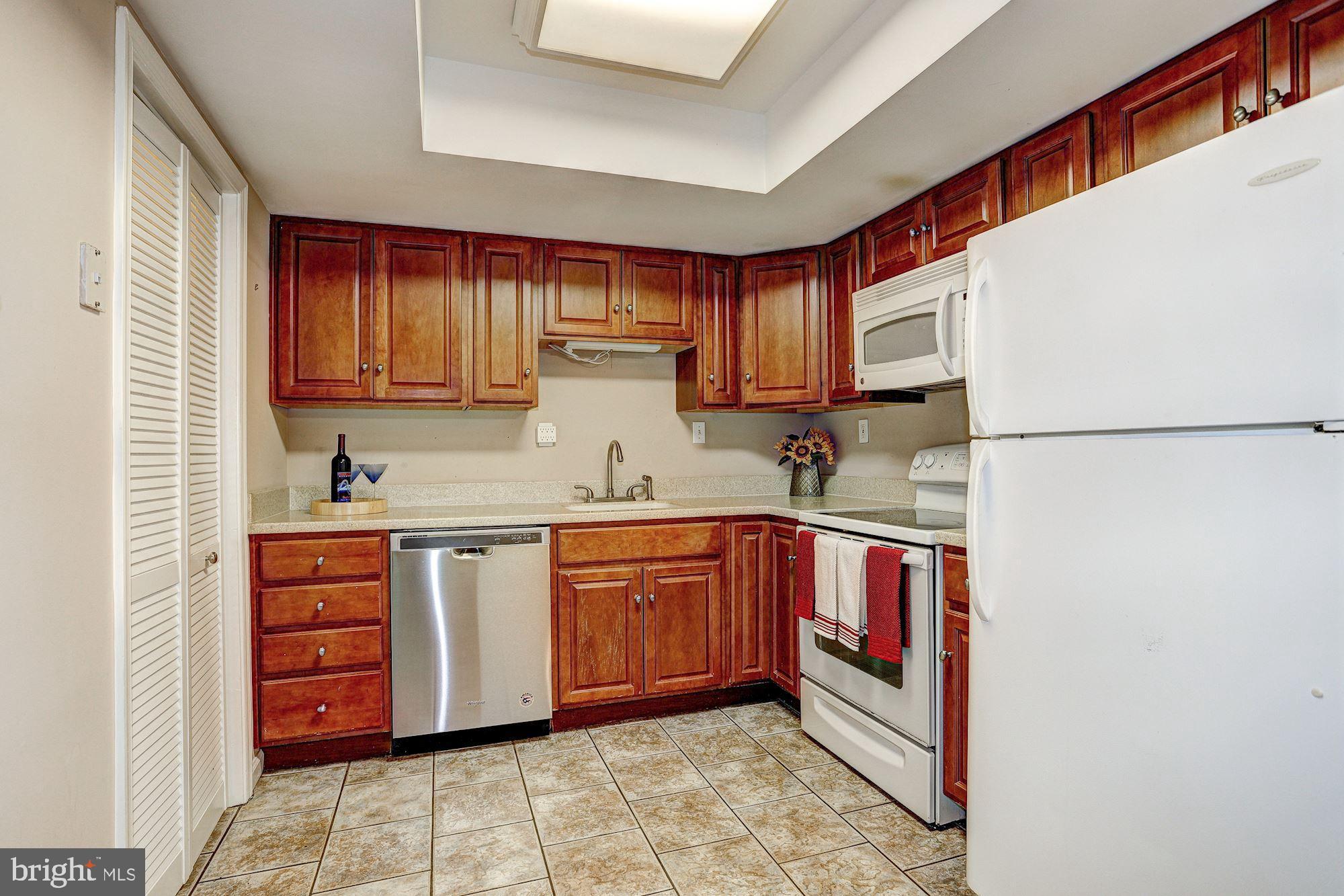 VILLAGE OF HARPERS CHOICE - Residential