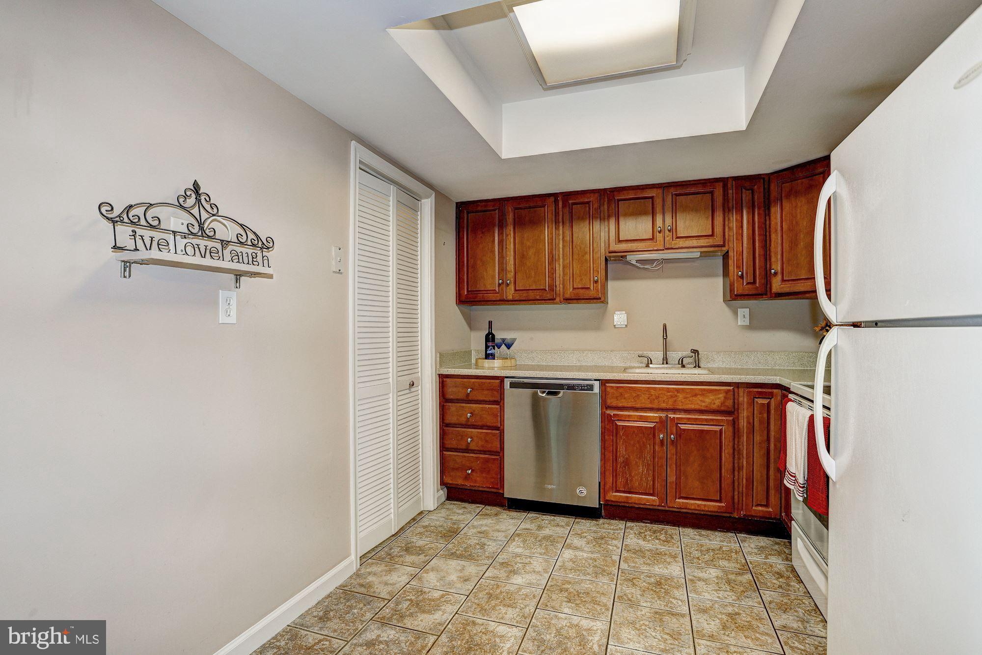 VILLAGE OF HARPERS CHOICE - Residential