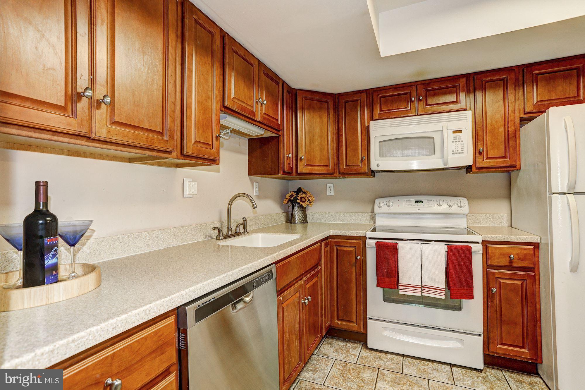 VILLAGE OF HARPERS CHOICE - Residential