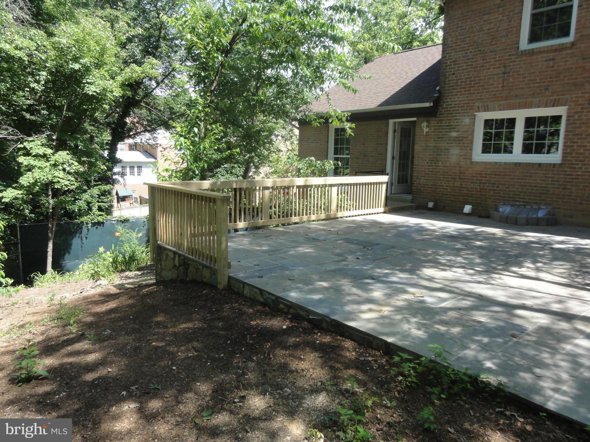 BUSH HILL WOODS - Residential