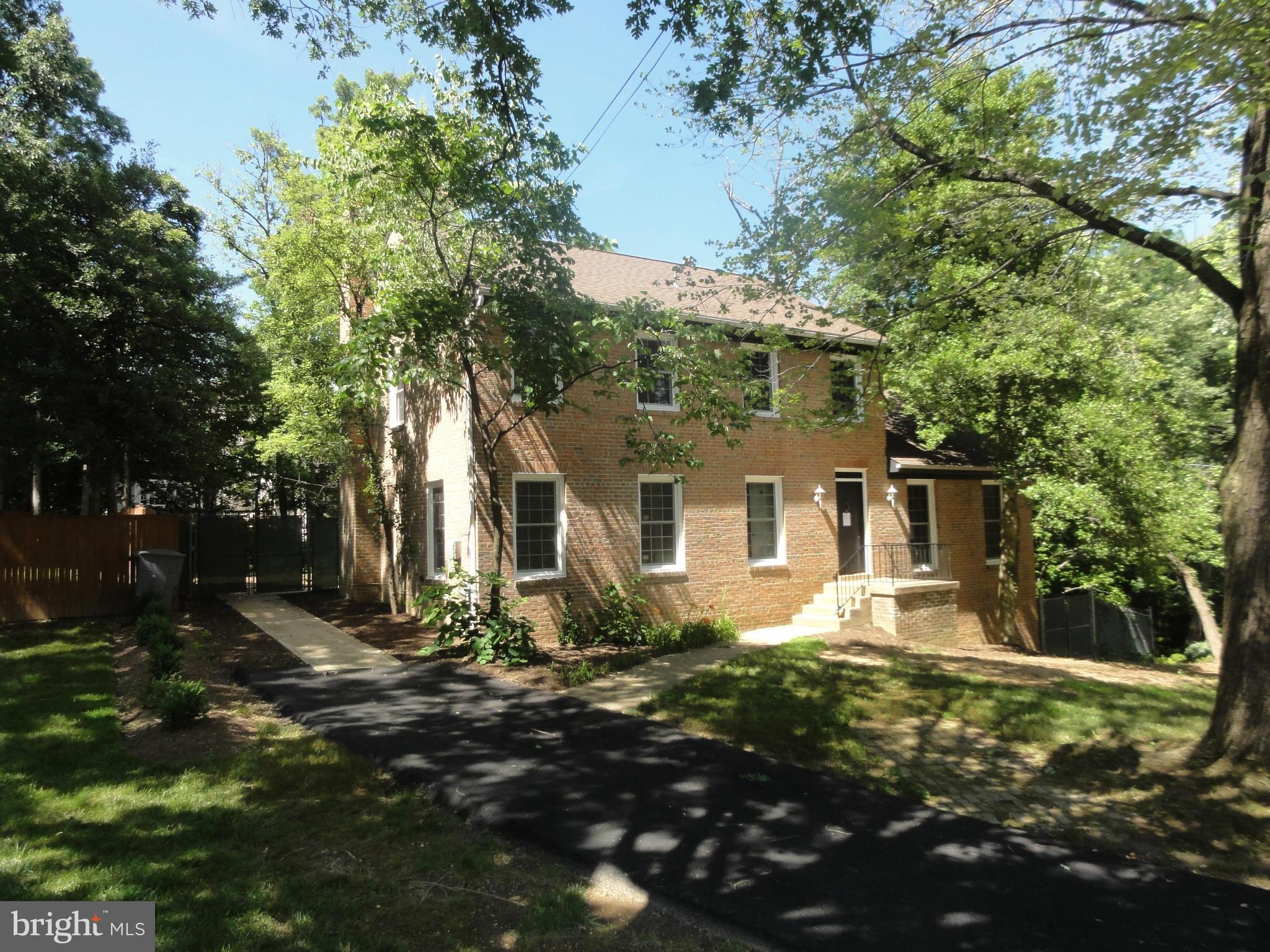 BUSH HILL WOODS - Residential