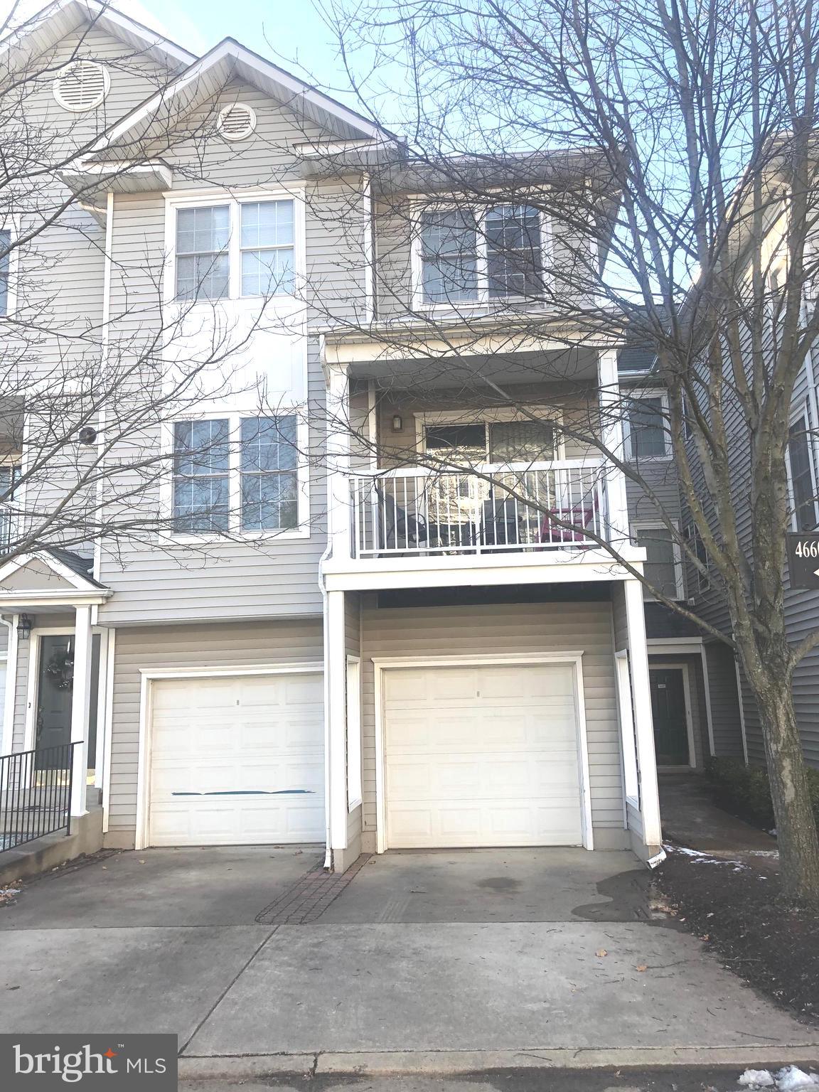 GATES OF FAIR LAKES - Residential Lease