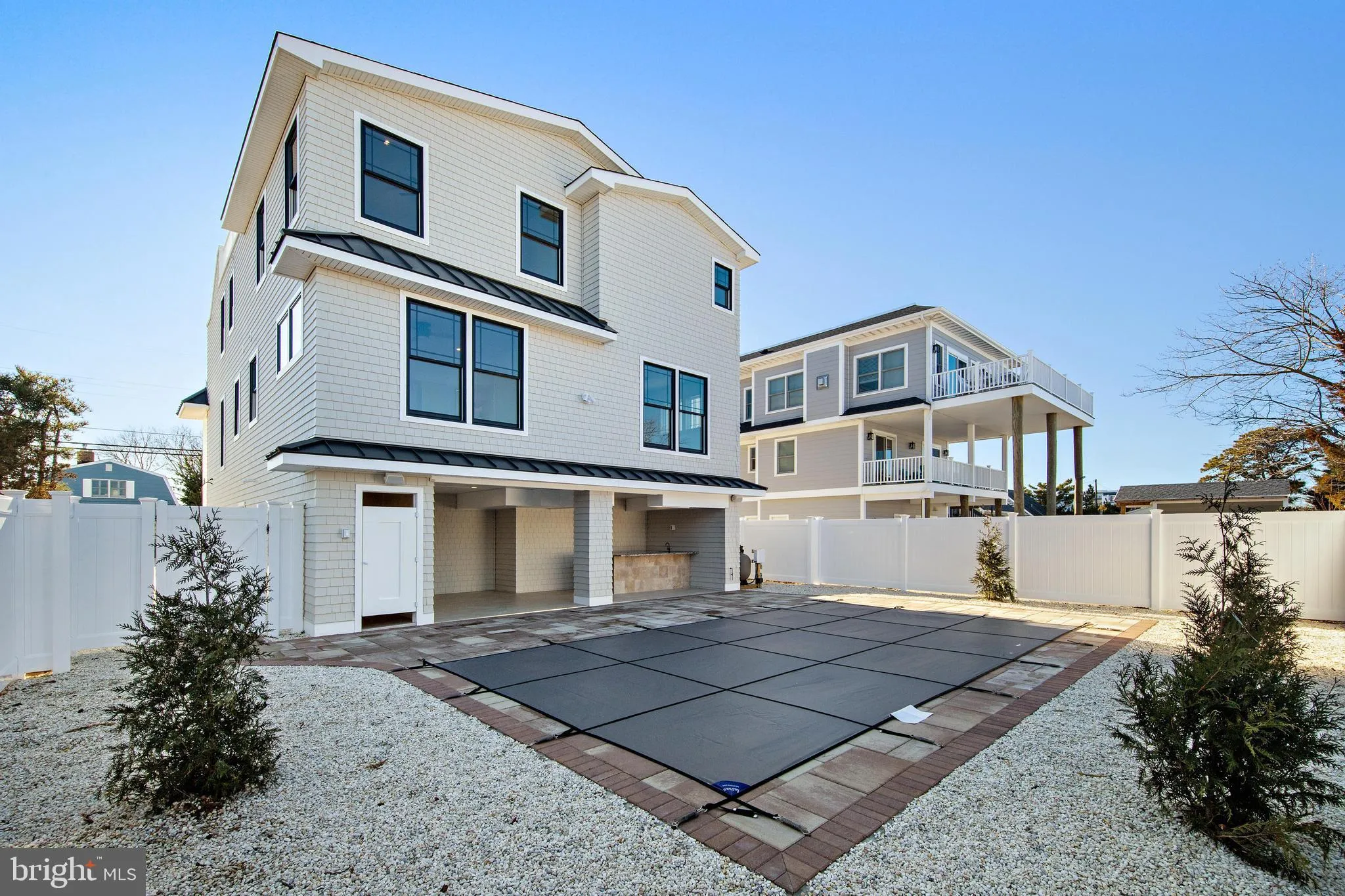 Surf City, New Jersey 08008, United States, 4 Bedrooms Bedrooms, ,5 BathroomsBathrooms,Residential,Active,9987
