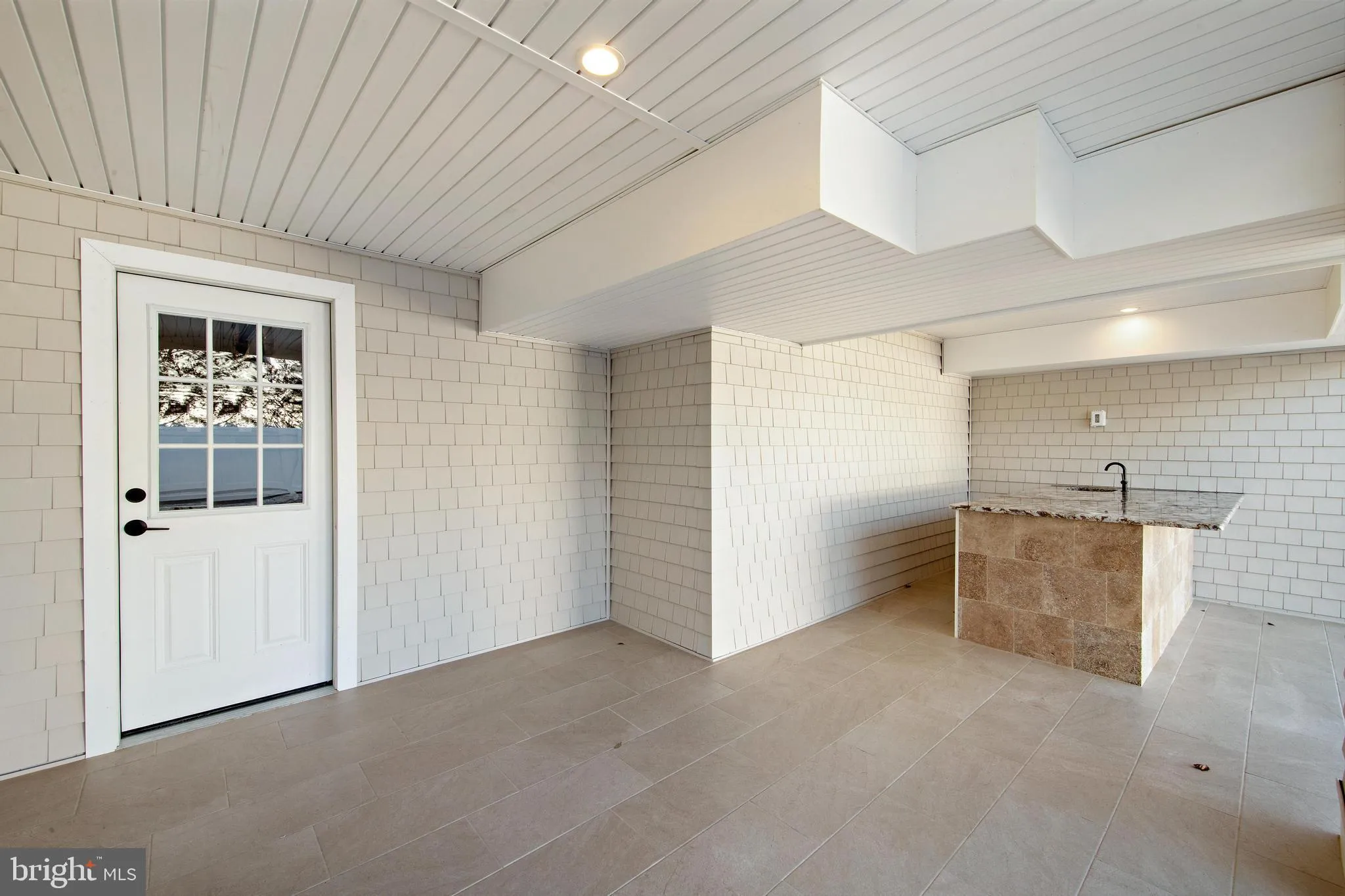 Surf City, New Jersey 08008, United States, 4 Bedrooms Bedrooms, ,5 BathroomsBathrooms,Residential,Active,9987