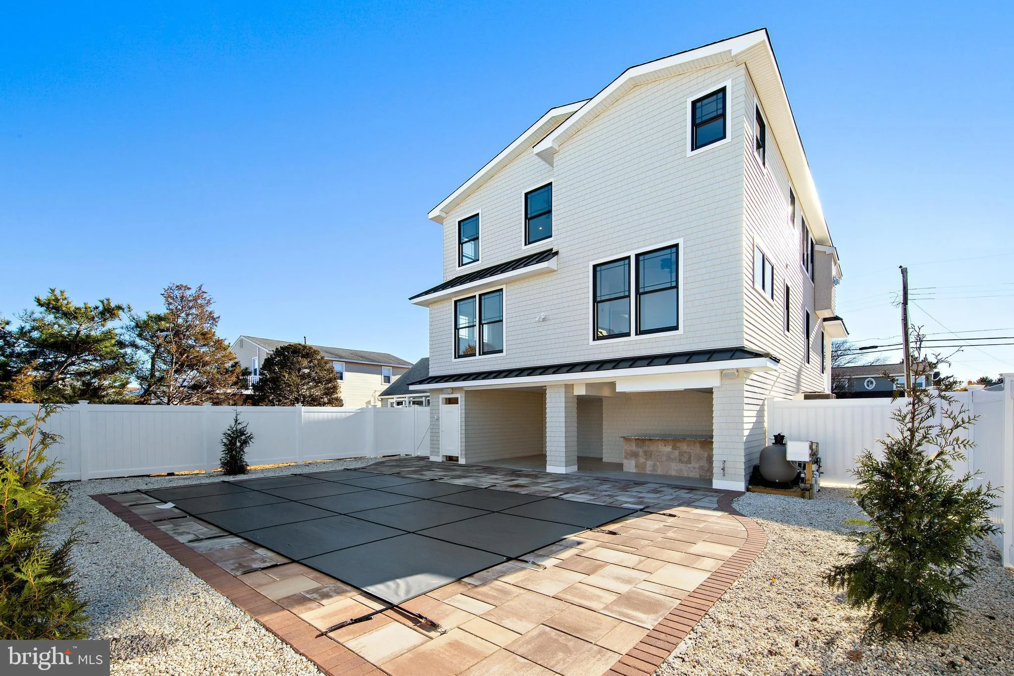 Surf City, New Jersey 08008, United States, 4 Bedrooms Bedrooms, ,5 BathroomsBathrooms,Residential,Active,9987