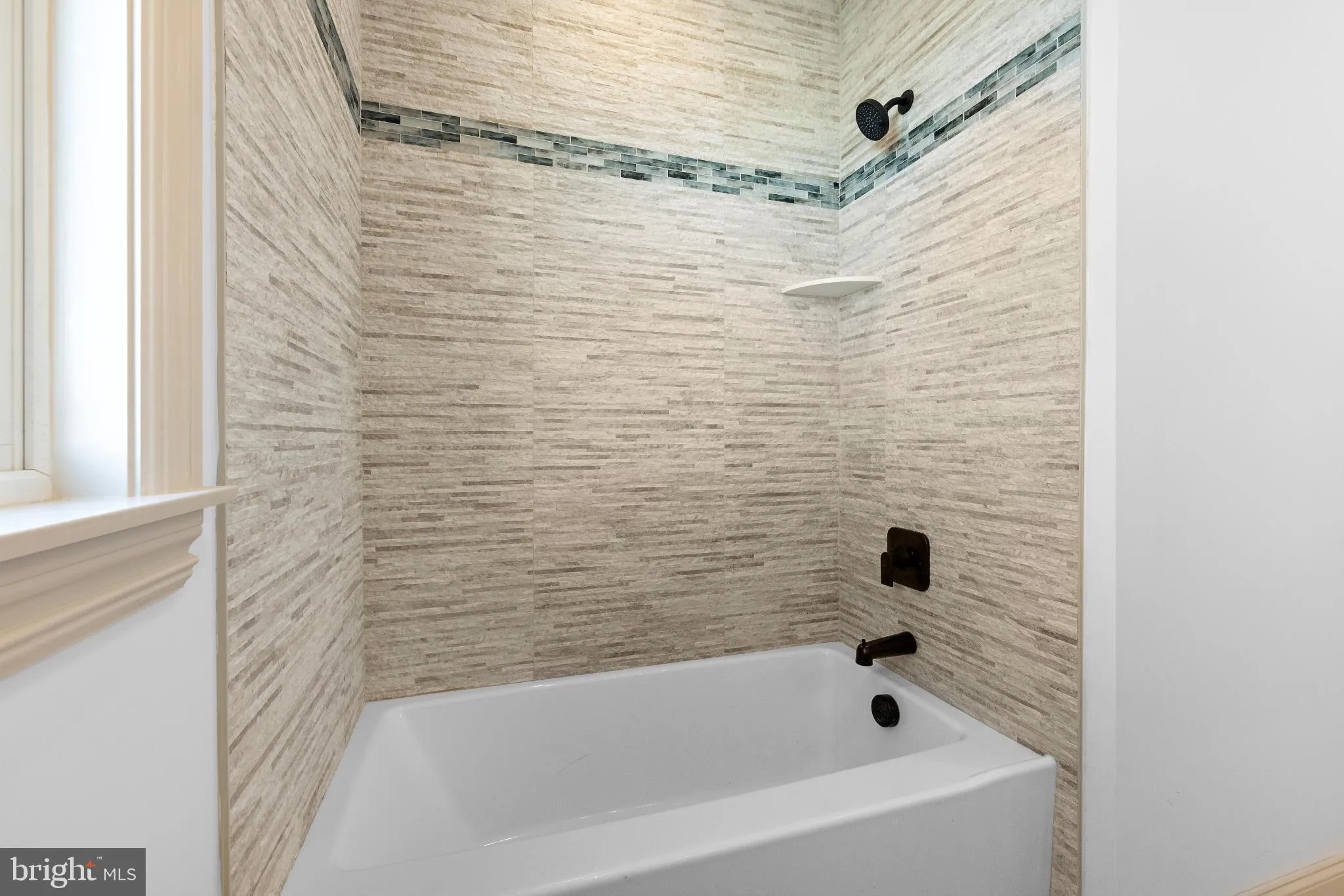 Surf City, New Jersey 08008, United States, 4 Bedrooms Bedrooms, ,5 BathroomsBathrooms,Residential,Active,9987