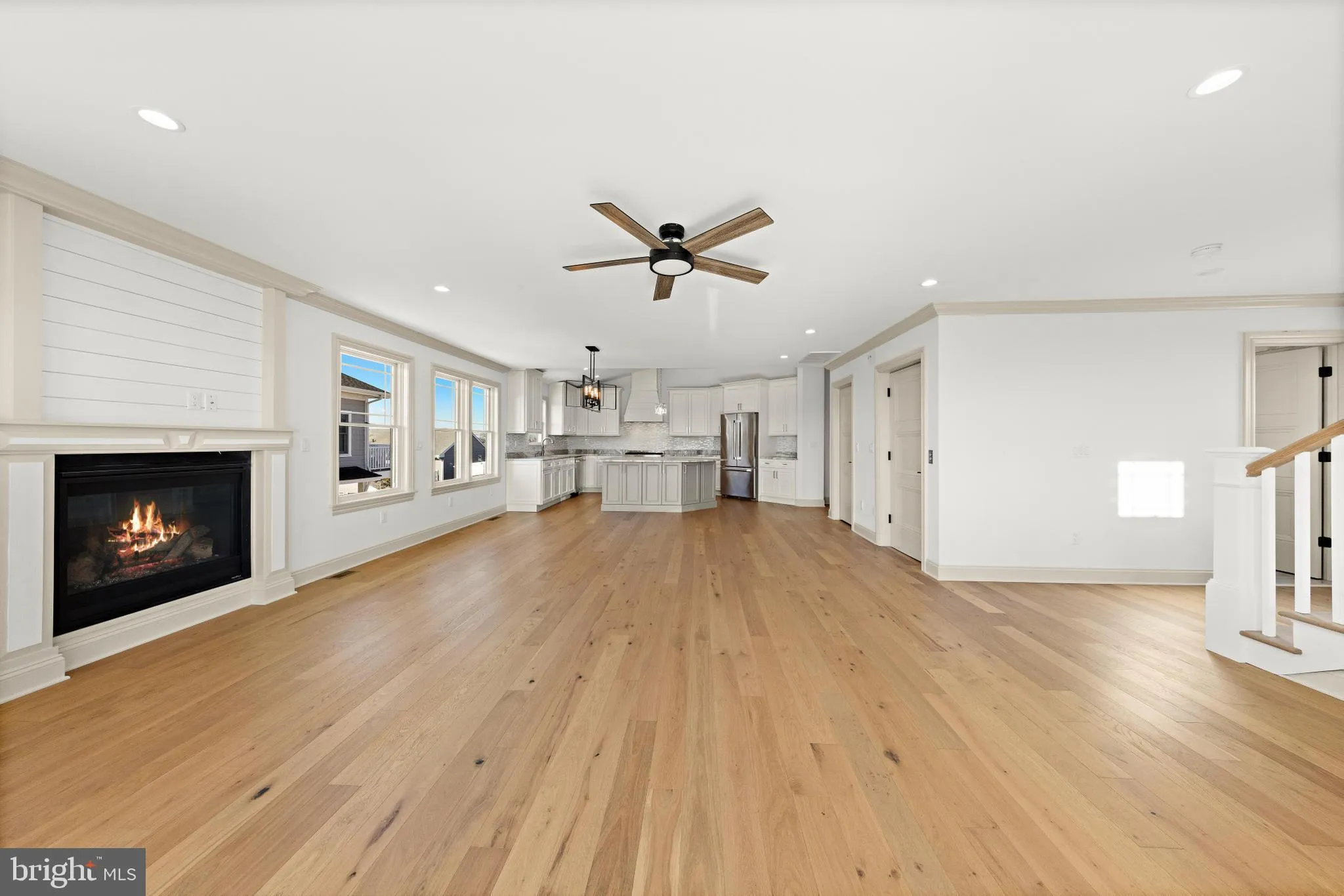 Surf City, New Jersey 08008, United States, 4 Bedrooms Bedrooms, ,5 BathroomsBathrooms,Residential,Active,9987