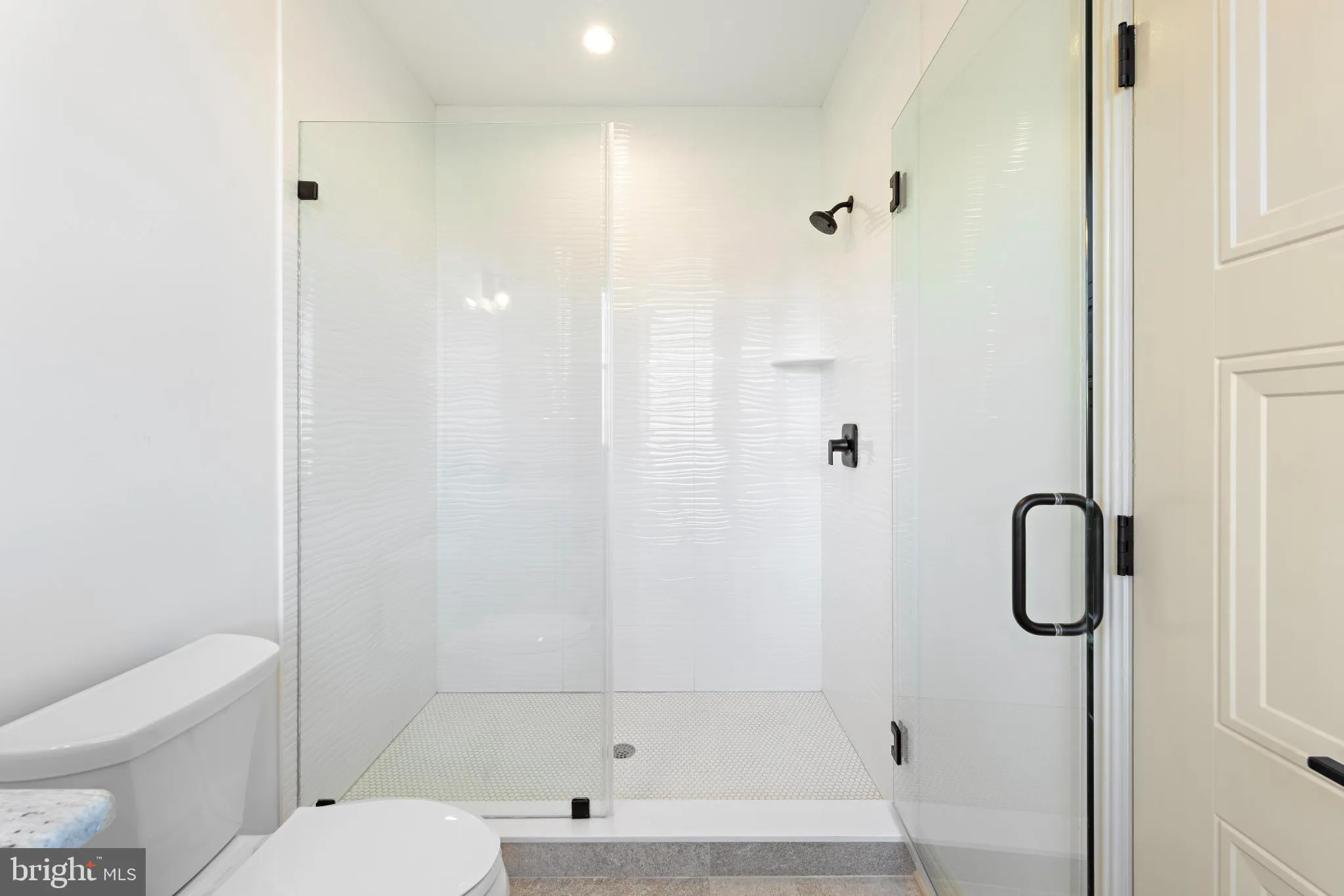 Surf City, New Jersey 08008, United States, 4 Bedrooms Bedrooms, ,5 BathroomsBathrooms,Residential,Active,9987